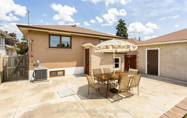 Primary image of 10 Helmsdale Cres