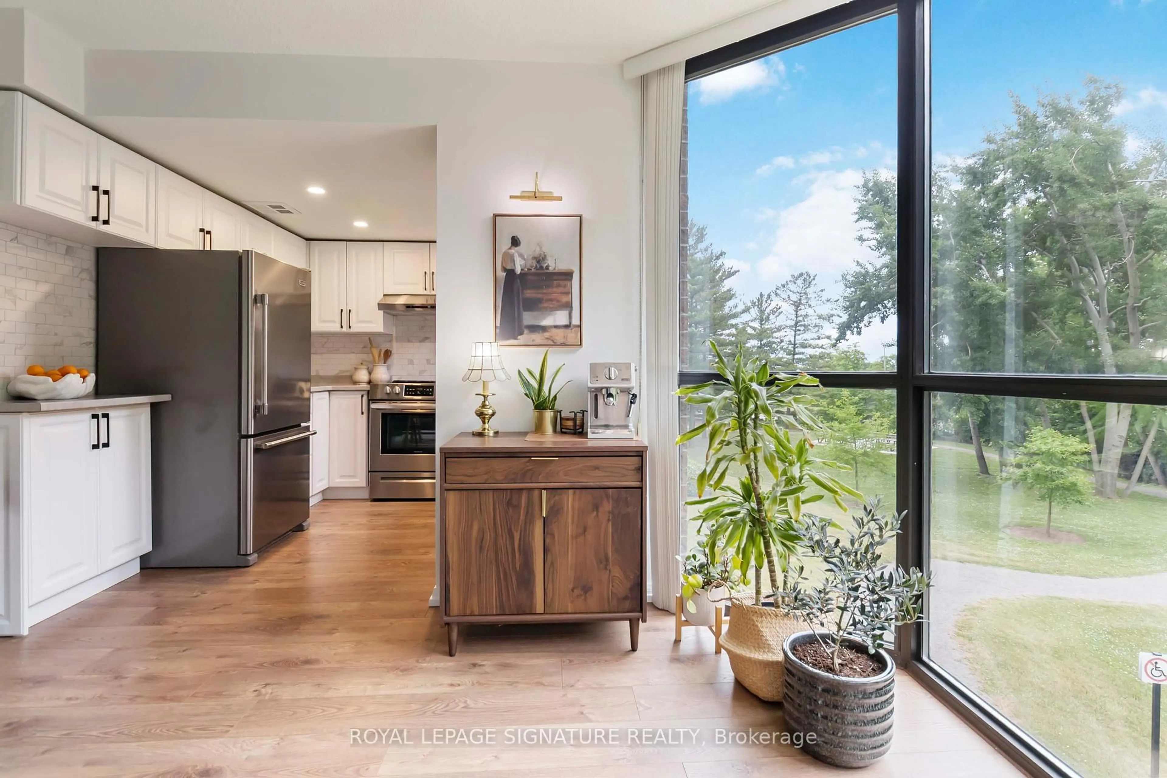 Open concept kitchen, unknown for 1230 Marlborough Crt #204, Oakville Ontario L6H 3K6