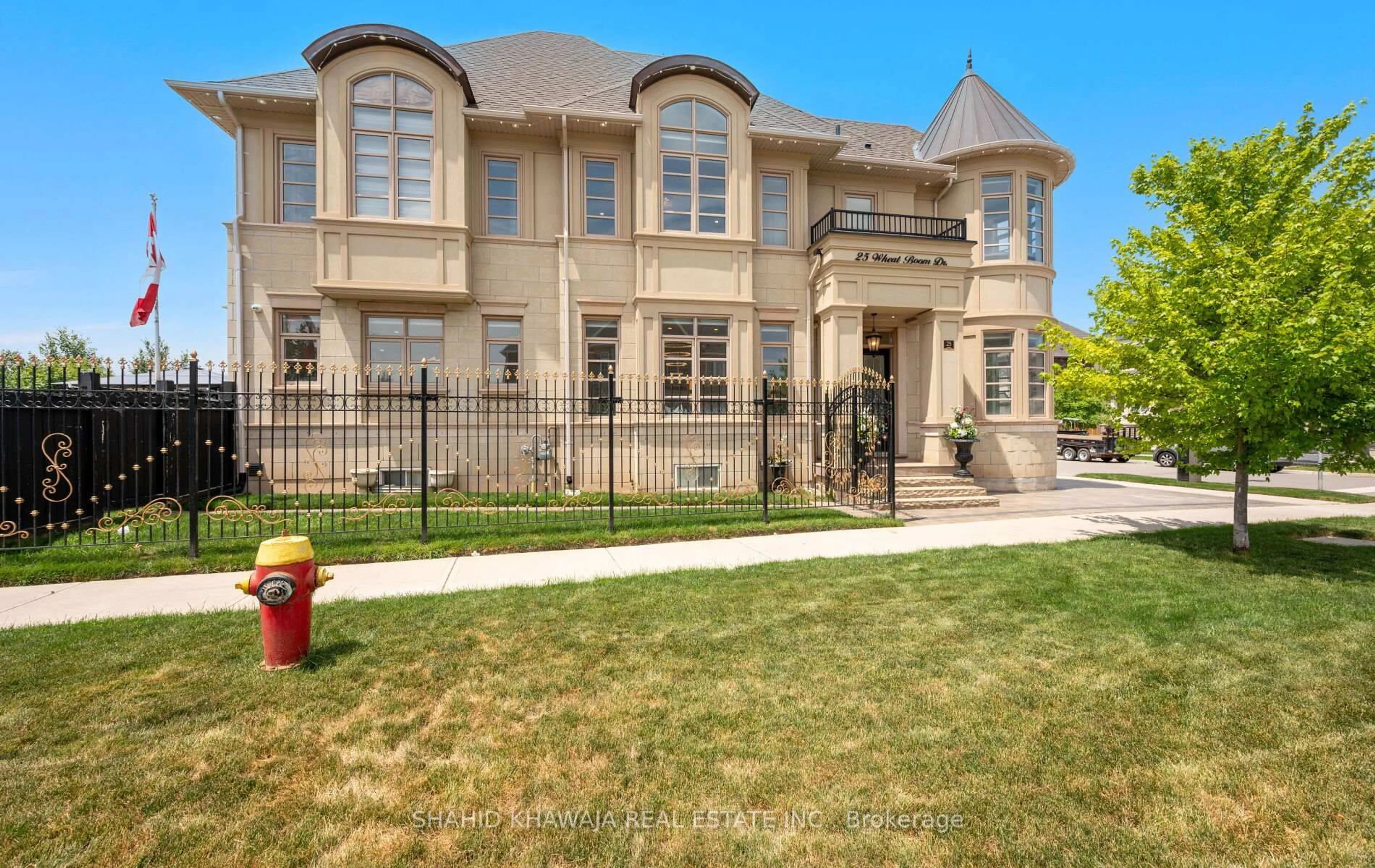 Home with brick exterior material, street for 25 Wheat Boom Dr, Oakville Ontario L6H 0V1