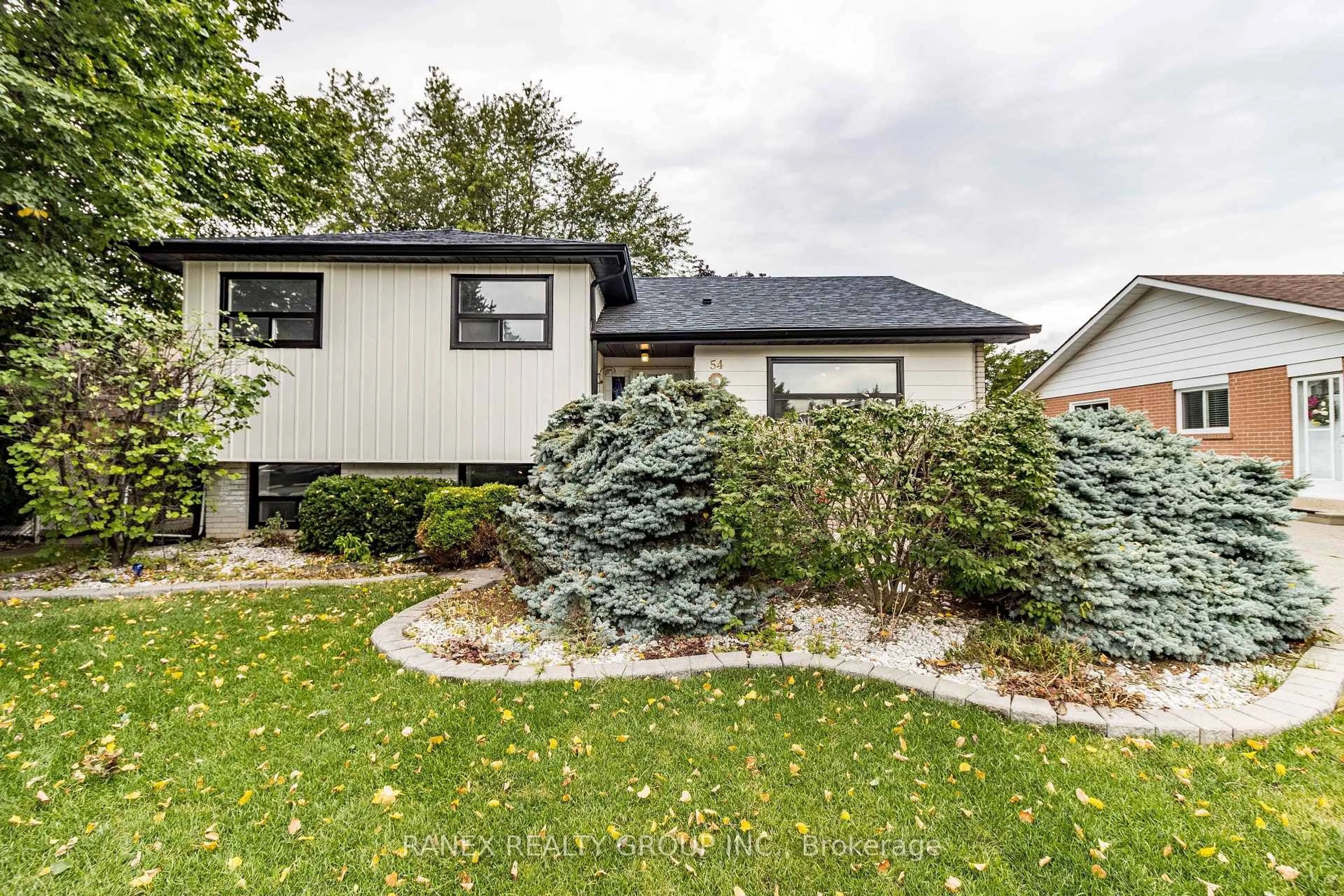 Home with vinyl exterior material, street for 54 Flowertown Ave, Brampton Ontario L6X 2K7