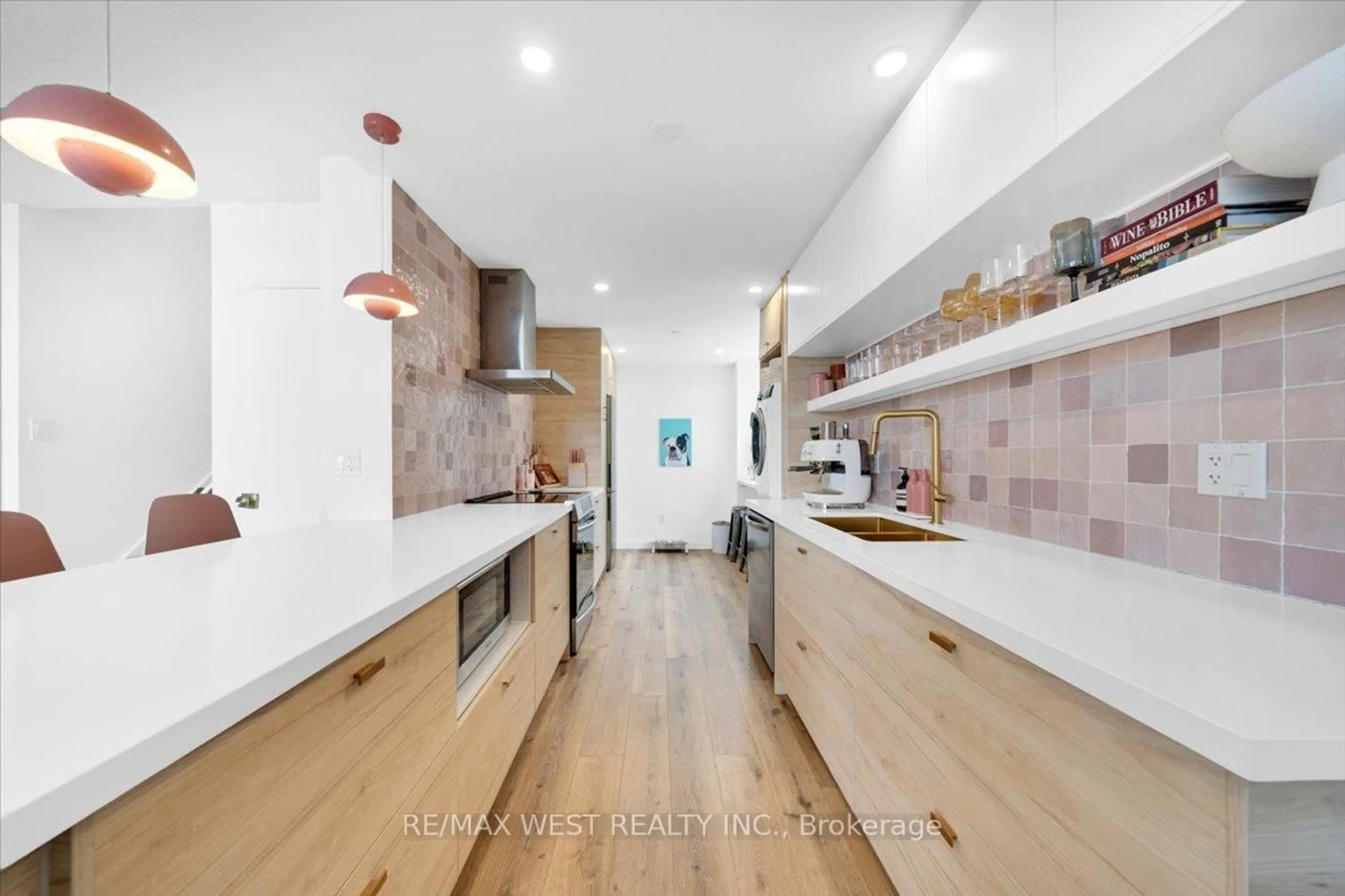 Contemporary kitchen, unknown for 35 Ormskirk Ave #501, Toronto Ontario M6S 1A8
