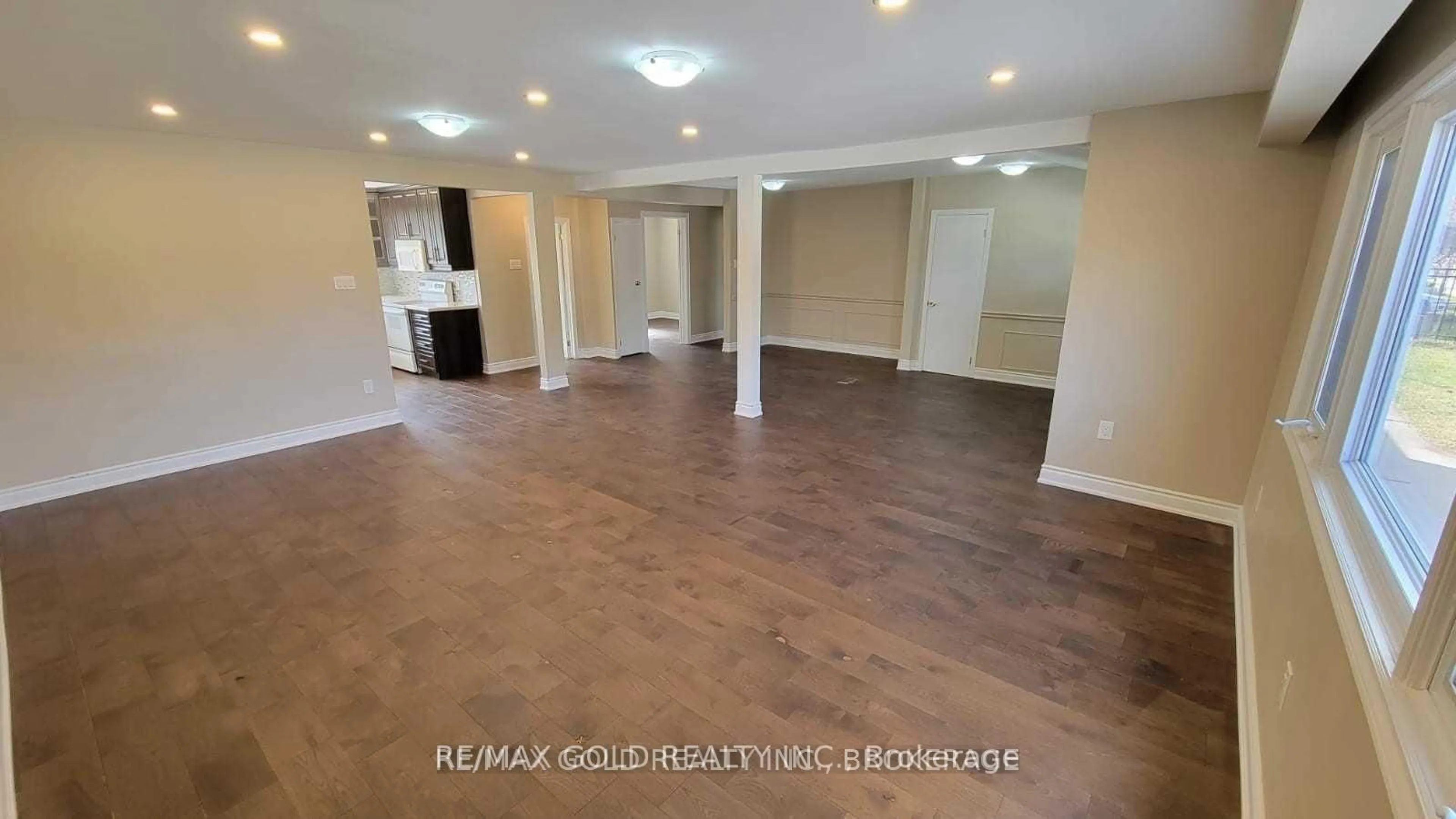Unknown for 538 Dynes Rd, Burlington Ontario L7N 2V2