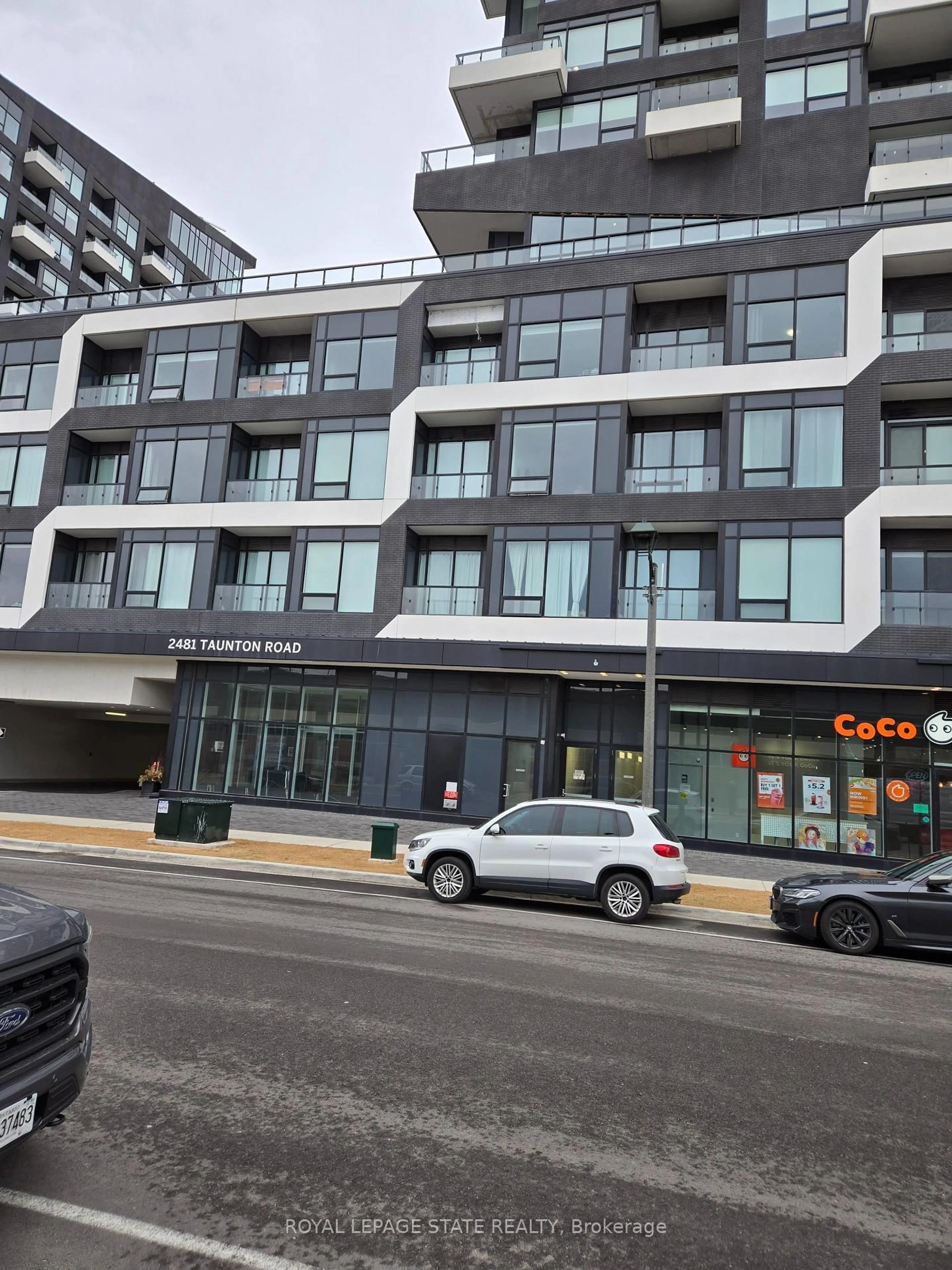 Unknown for 2481 Taunton Rd #802, Oakville Ontario L6H 3R7