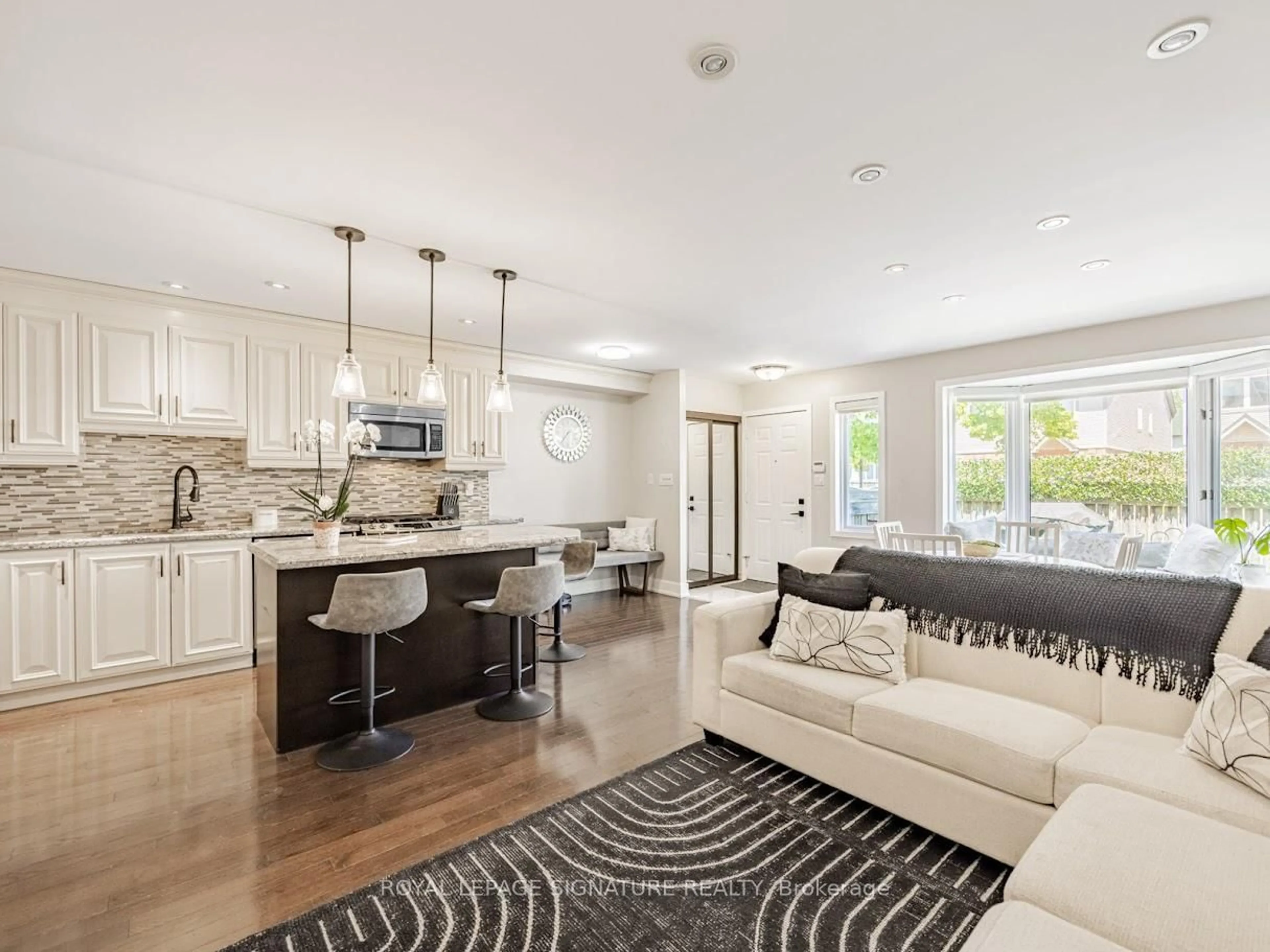 Open concept kitchen, unknown for 1211 Parkwest Pl #13, Mississauga Ontario L5E 3J3
