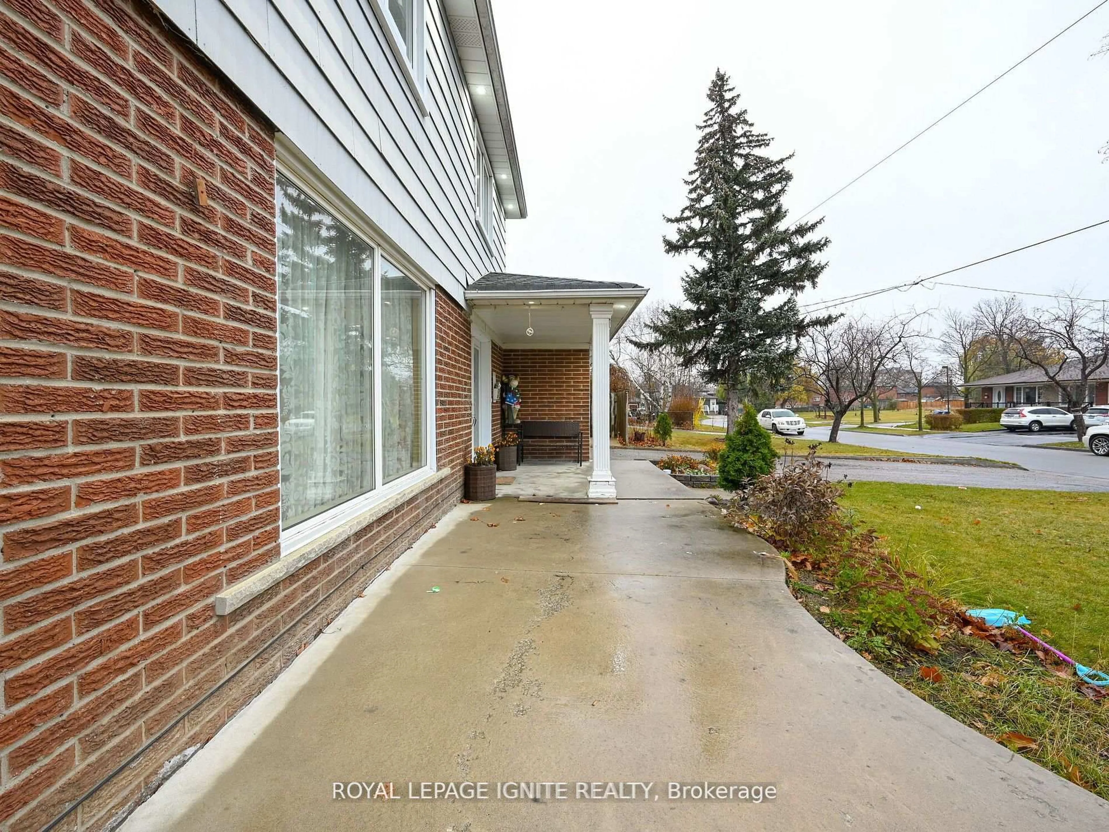 Unknown for 7141 Harwick Dr, Mississauga Ontario L4T 3A5