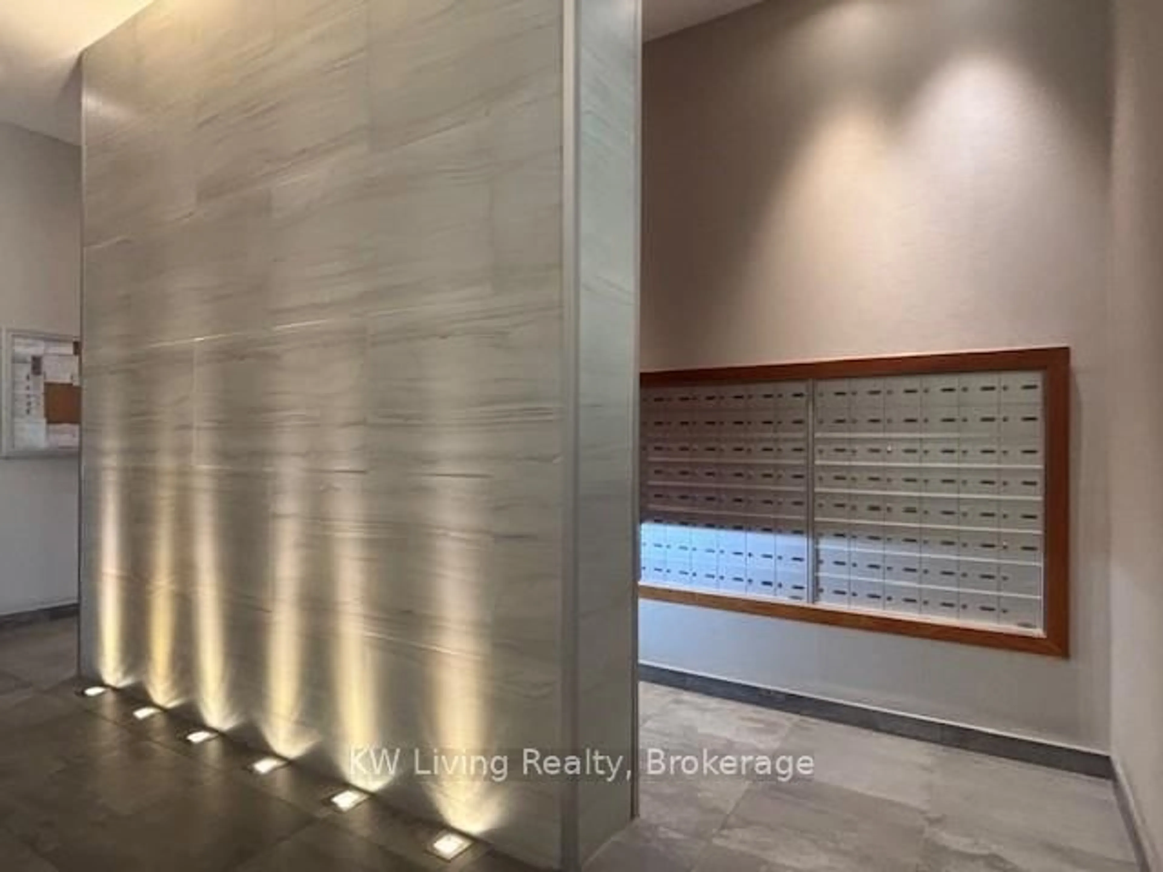 Unknown for 2800 Keele St #417, Toronto Ontario M3M 0B8