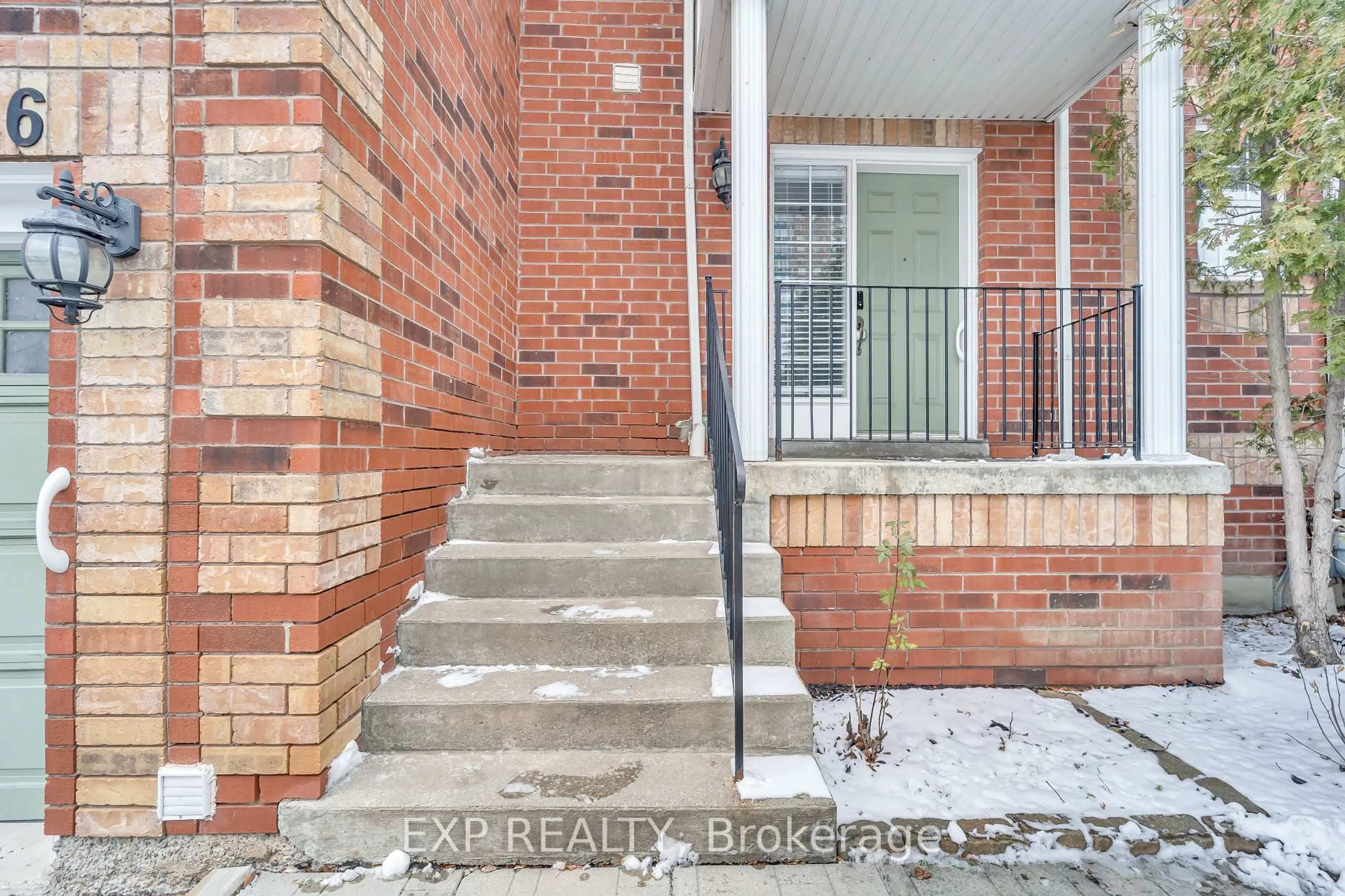 Unknown for 199 Hillcrest Ave #26, Mississauga Ontario L5B 4L5