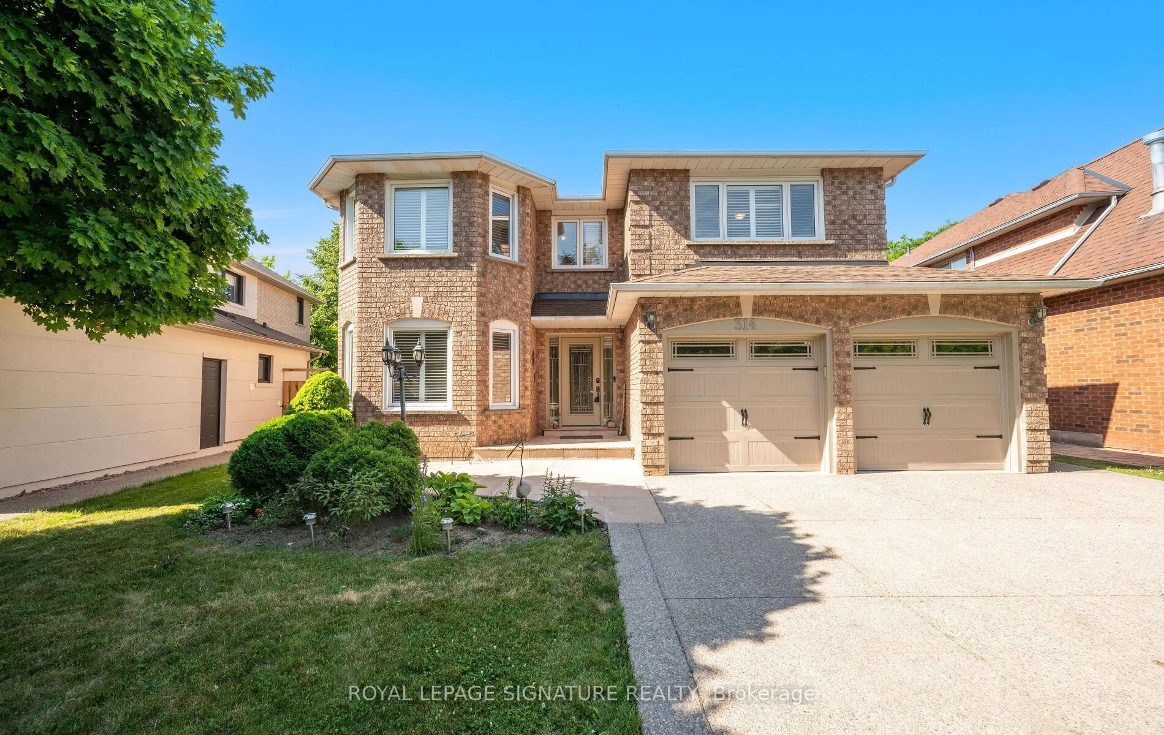Home with brick exterior material, street for 314 Howell Rd, Oakville Ontario L6H 5Y5