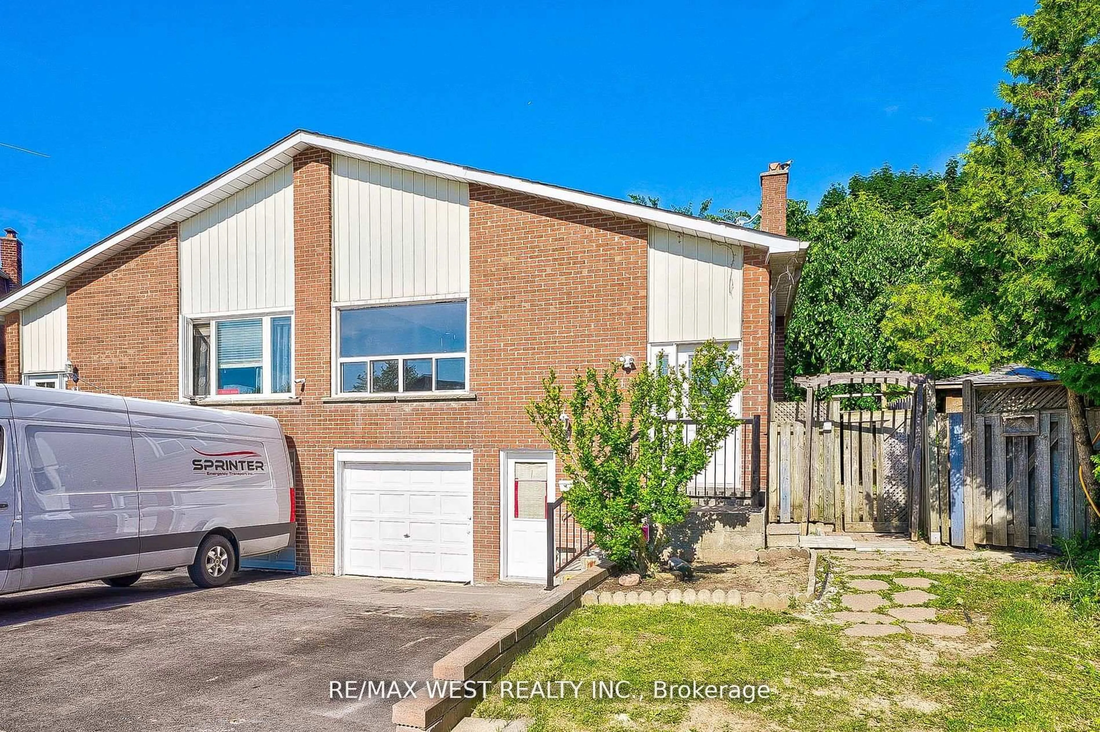 Unknown for 13 Skegby Rd, Brampton Ontario L6V 2T8
