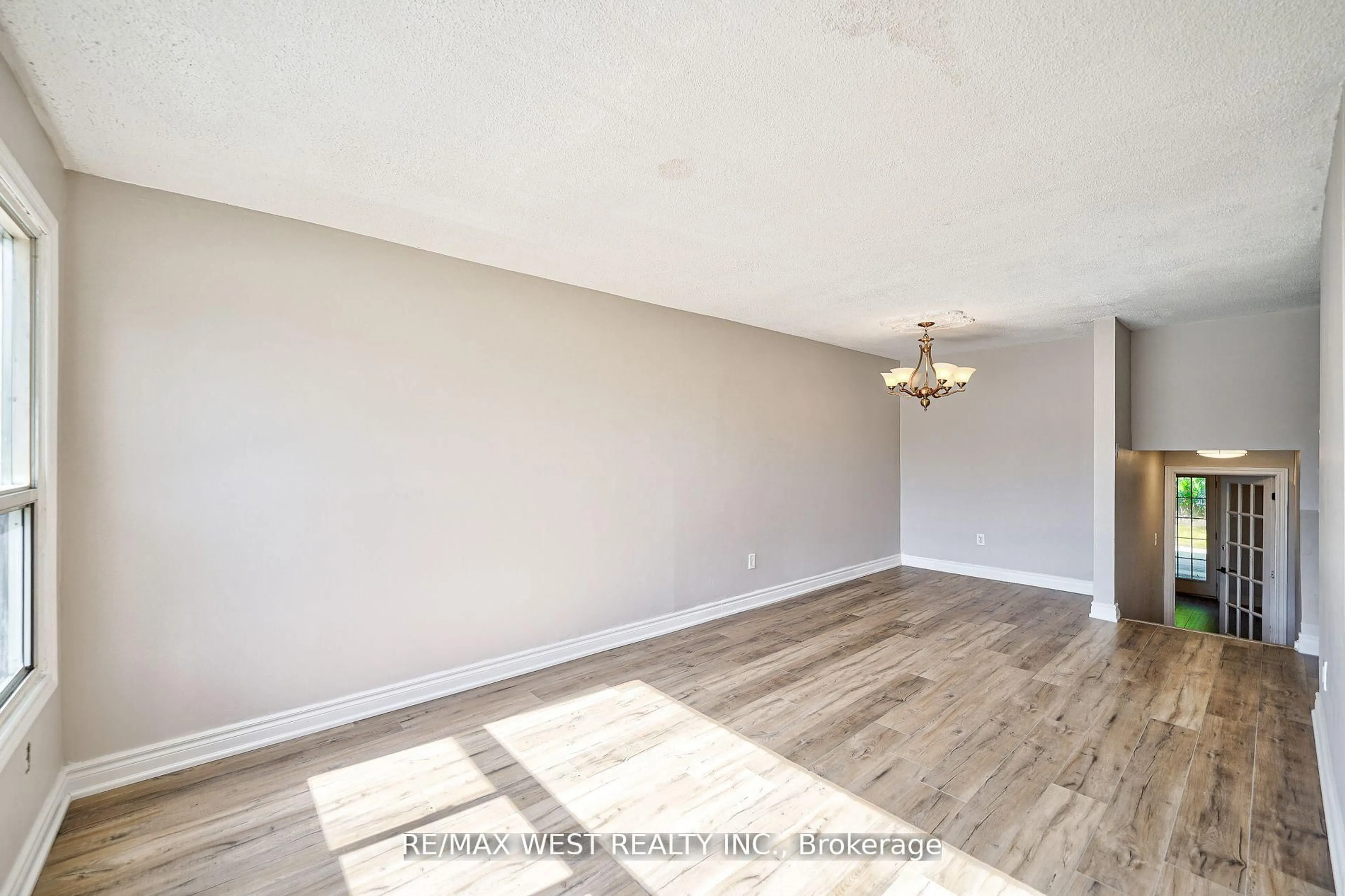 A pic of a room for 13 Skegby Rd, Brampton Ontario L6V 2T8