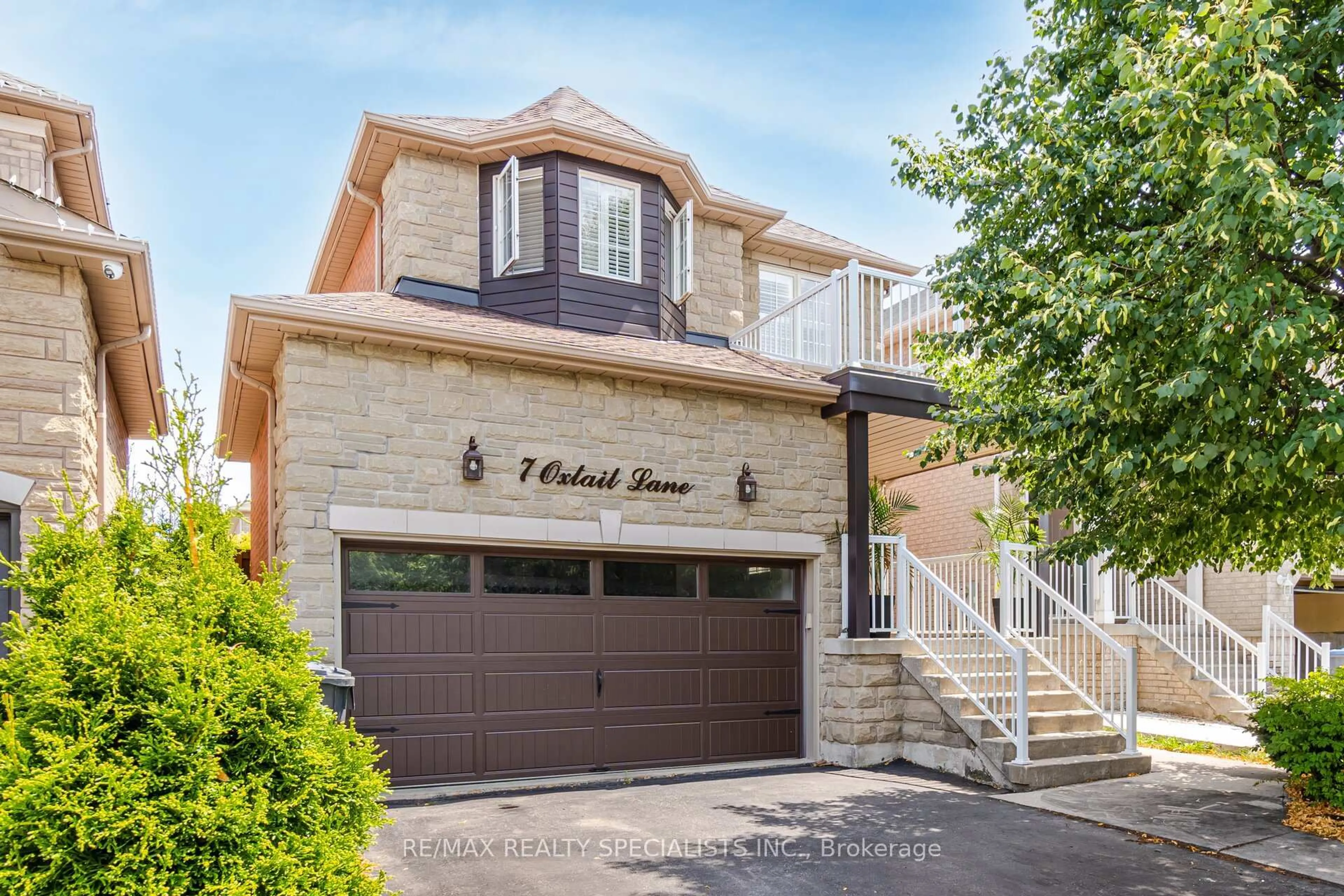 Home with brick exterior material, street for 7 Oxtail Lane, Brampton Ontario L6X 5E2