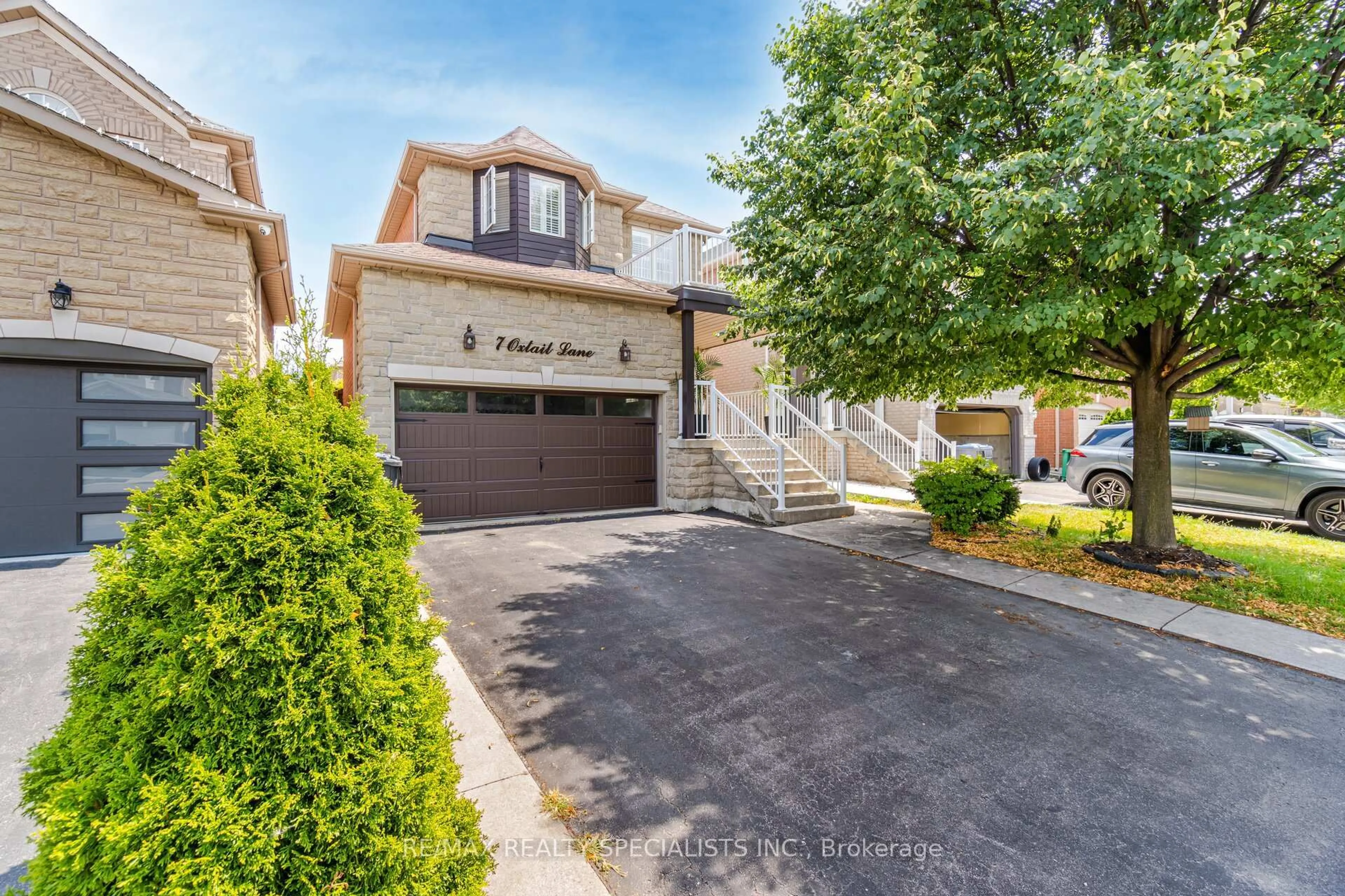 Unknown for 7 Oxtail Lane, Brampton Ontario L6X 5E2