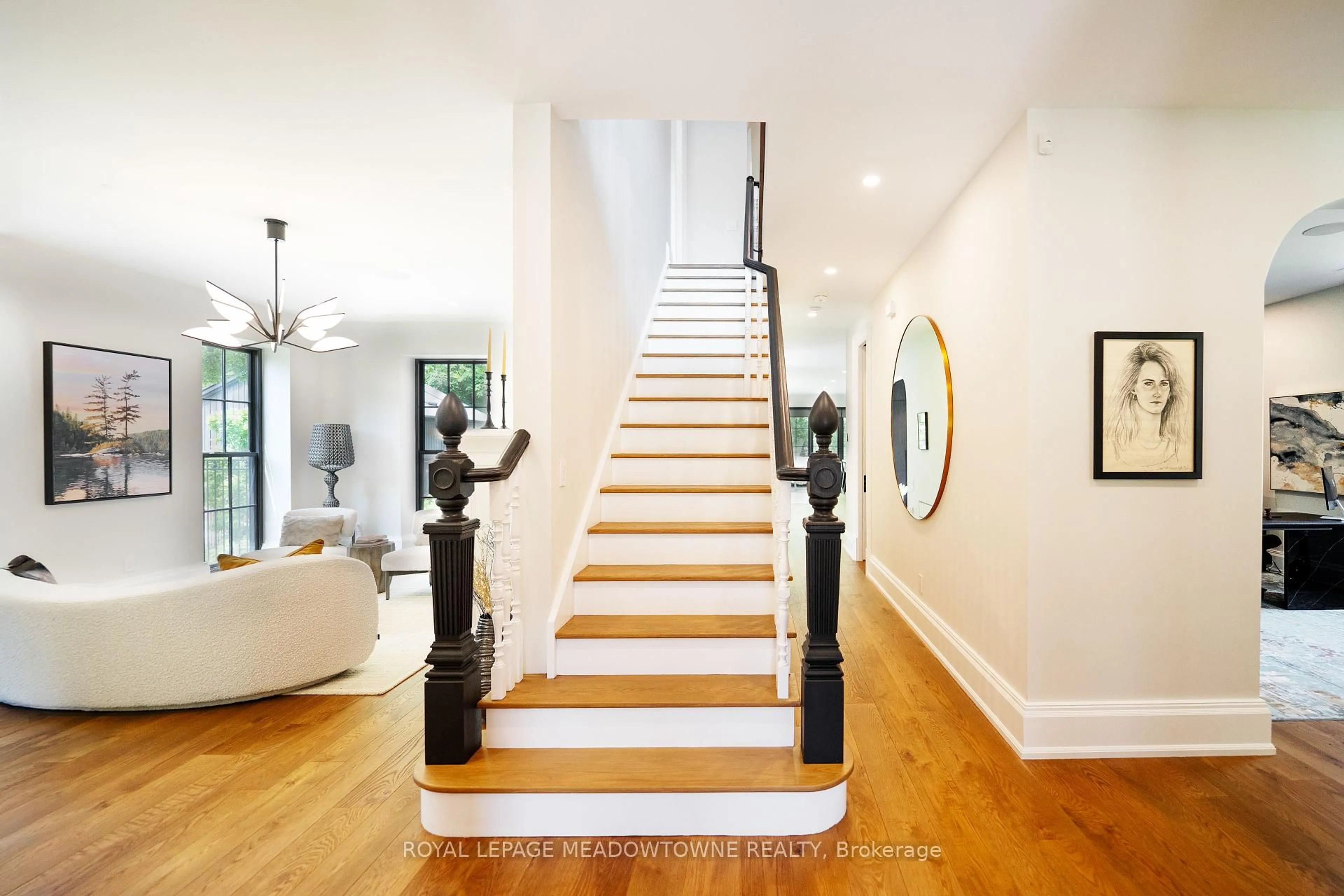 Stairs for 57 Victoria St, Milton Ontario L9T 1S6