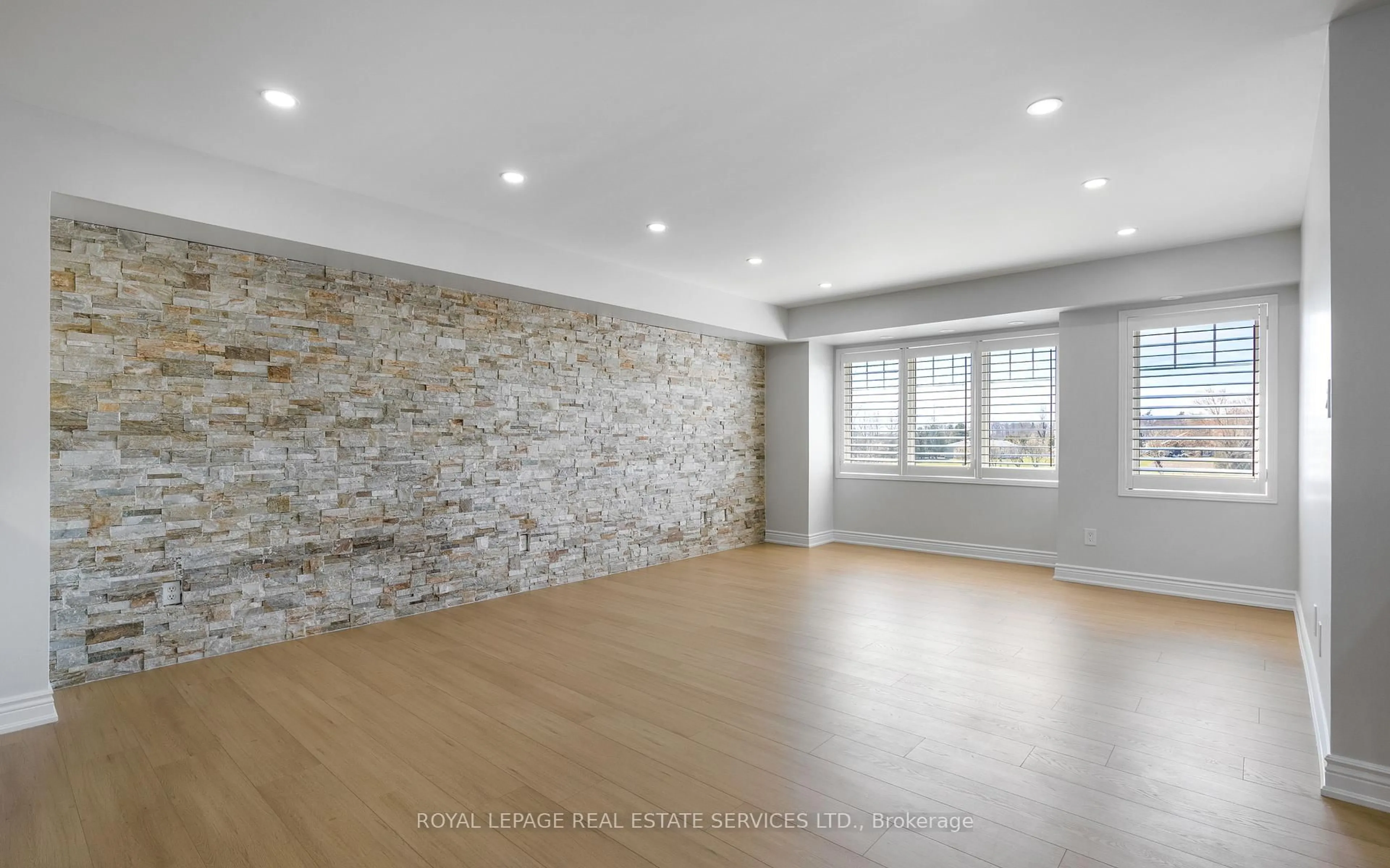 A pic of a room for 5025 Ninth Line #7, Mississauga Ontario L5M 0E9