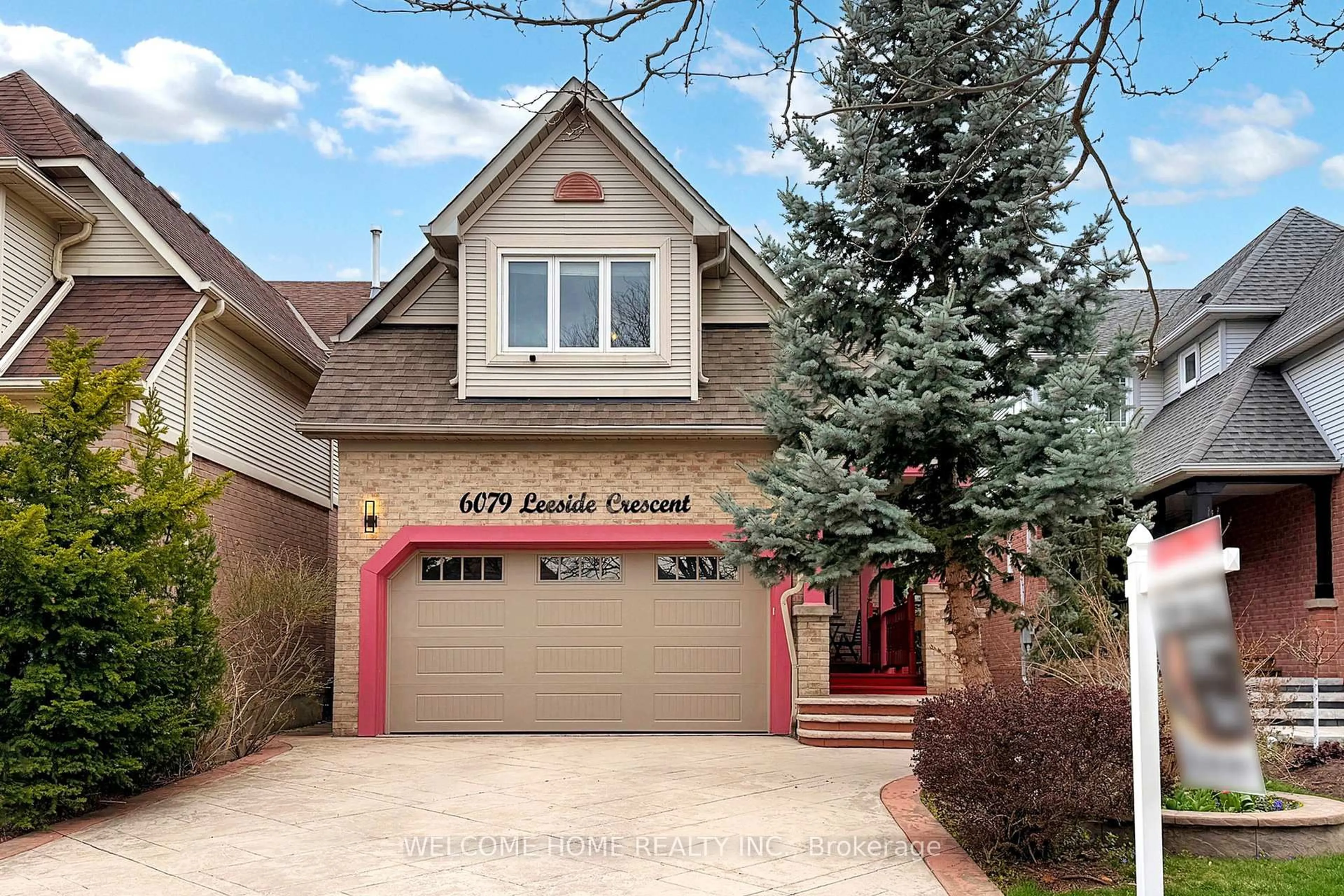 Home with brick exterior material, street for 6079 Leeside Cres, Mississauga Ontario L5M 5K6
