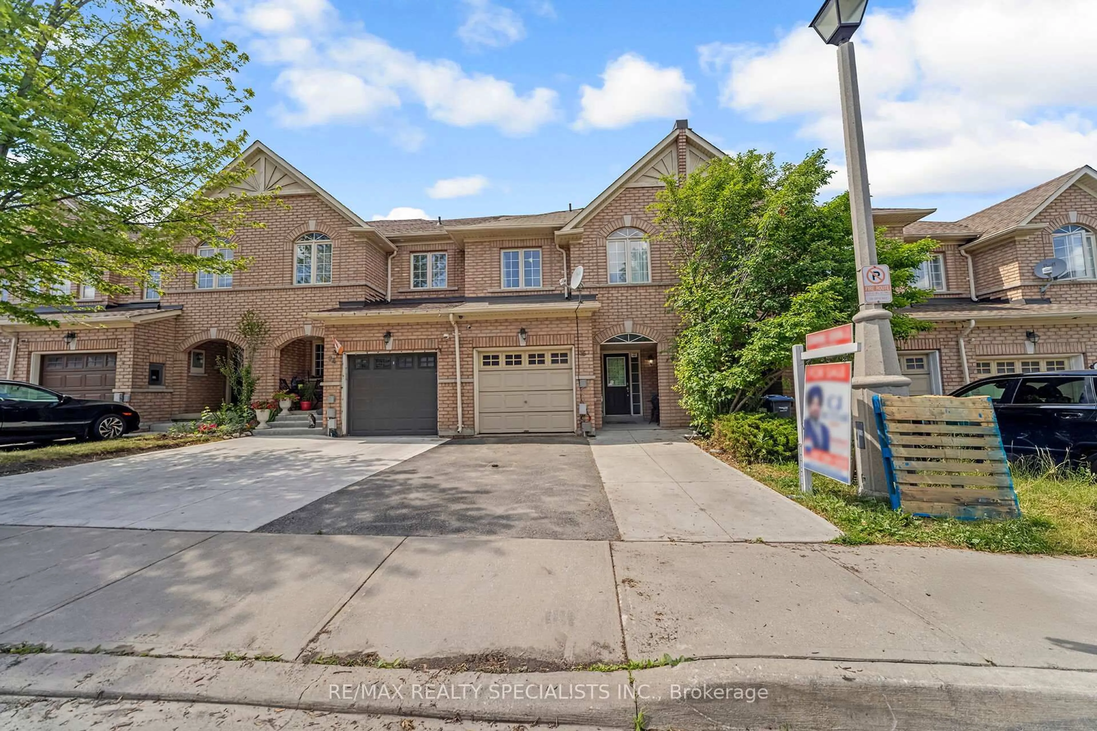 Unknown for 36 Rockgarden Tr, Brampton Ontario L6R 3M7