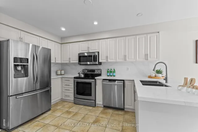 Additional image 14 of 8 Capistro St