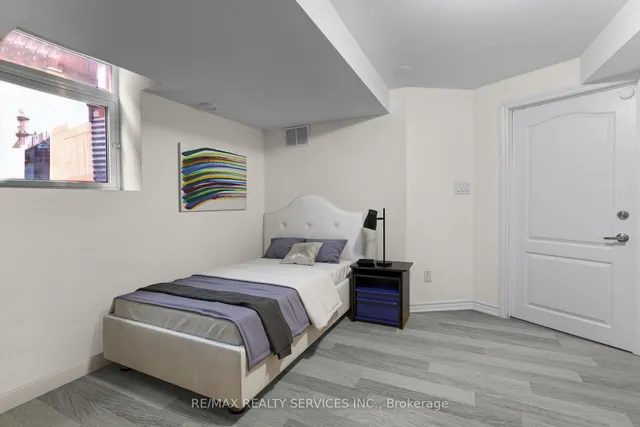Additional image 46 of 8 Capistro St