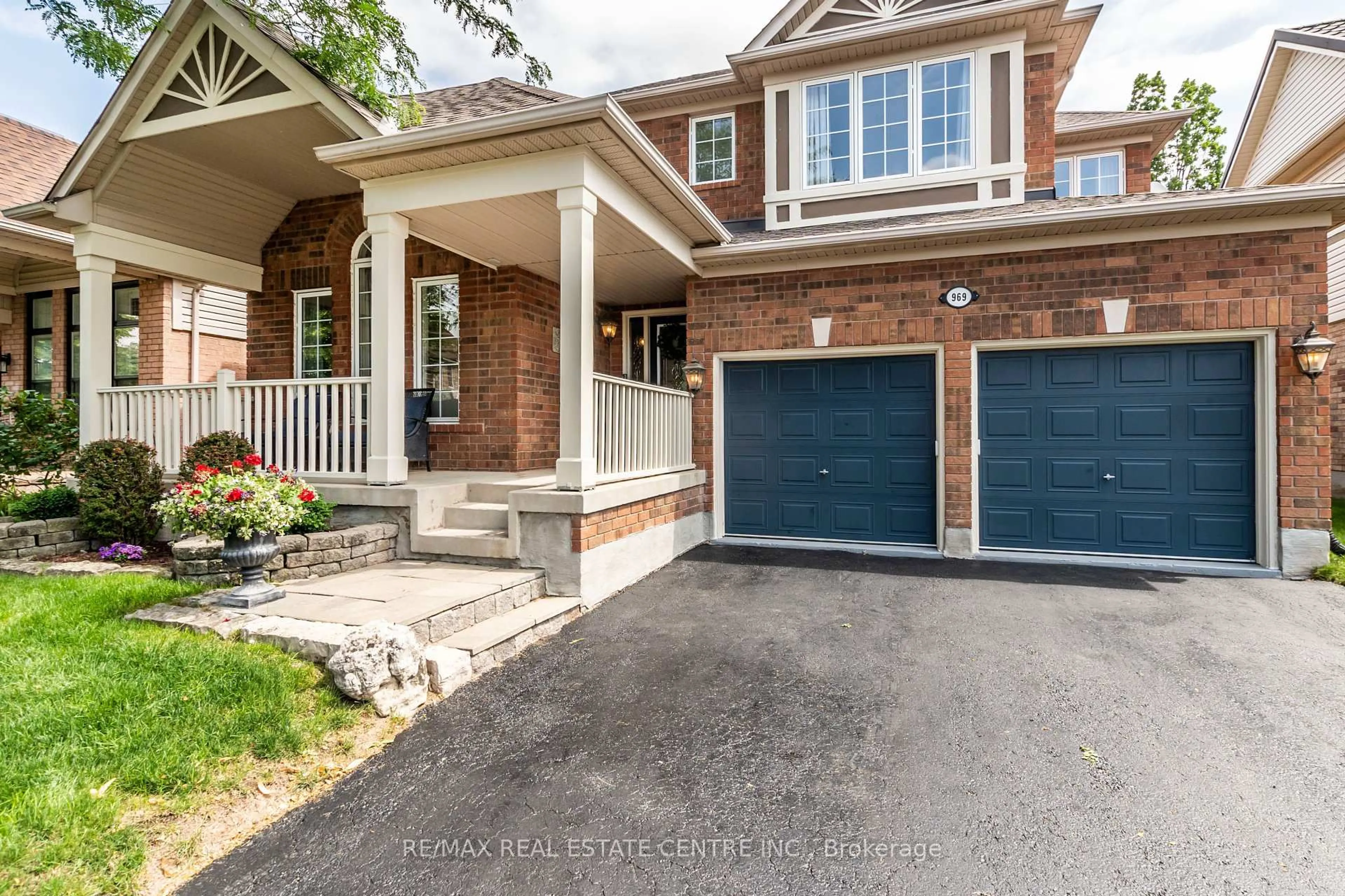 Home with brick exterior material, street for 969 Lancaster Blvd, Milton Ontario L9T 6A2