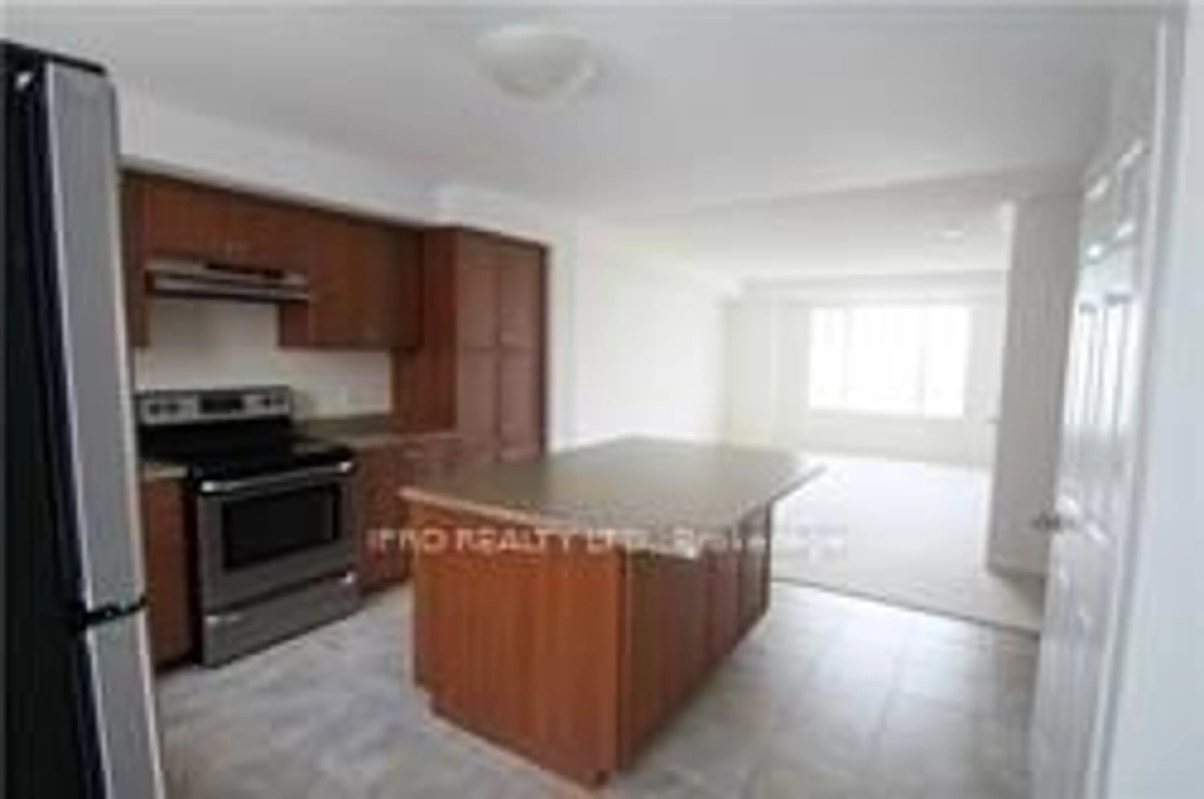 Unknown for 5100 Plantation Pl #7, Mississauga Ontario L5M 0S4