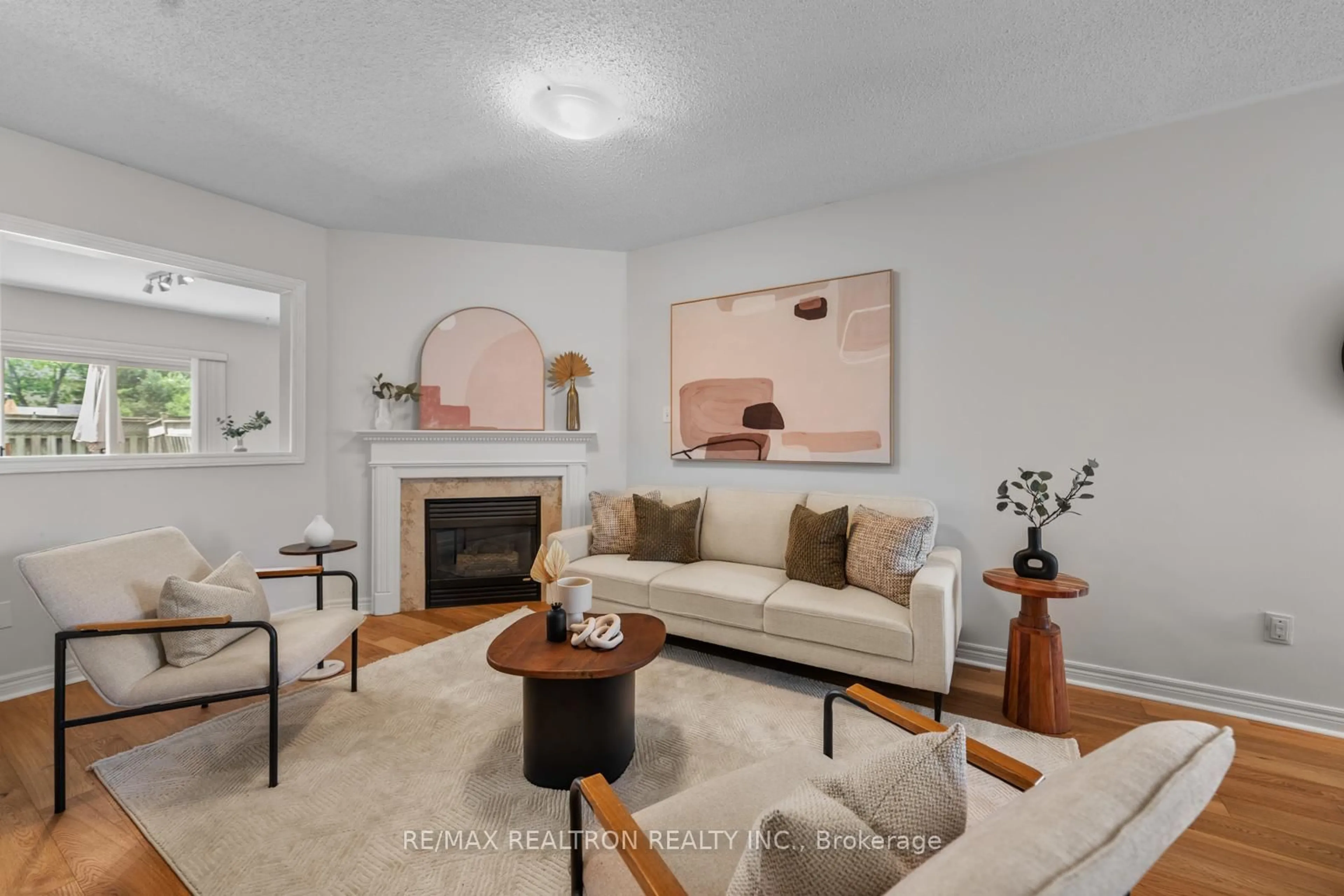 Living room with furniture, unknown for 47 Coolspring Cres, Caledon Ontario L7E 2J5