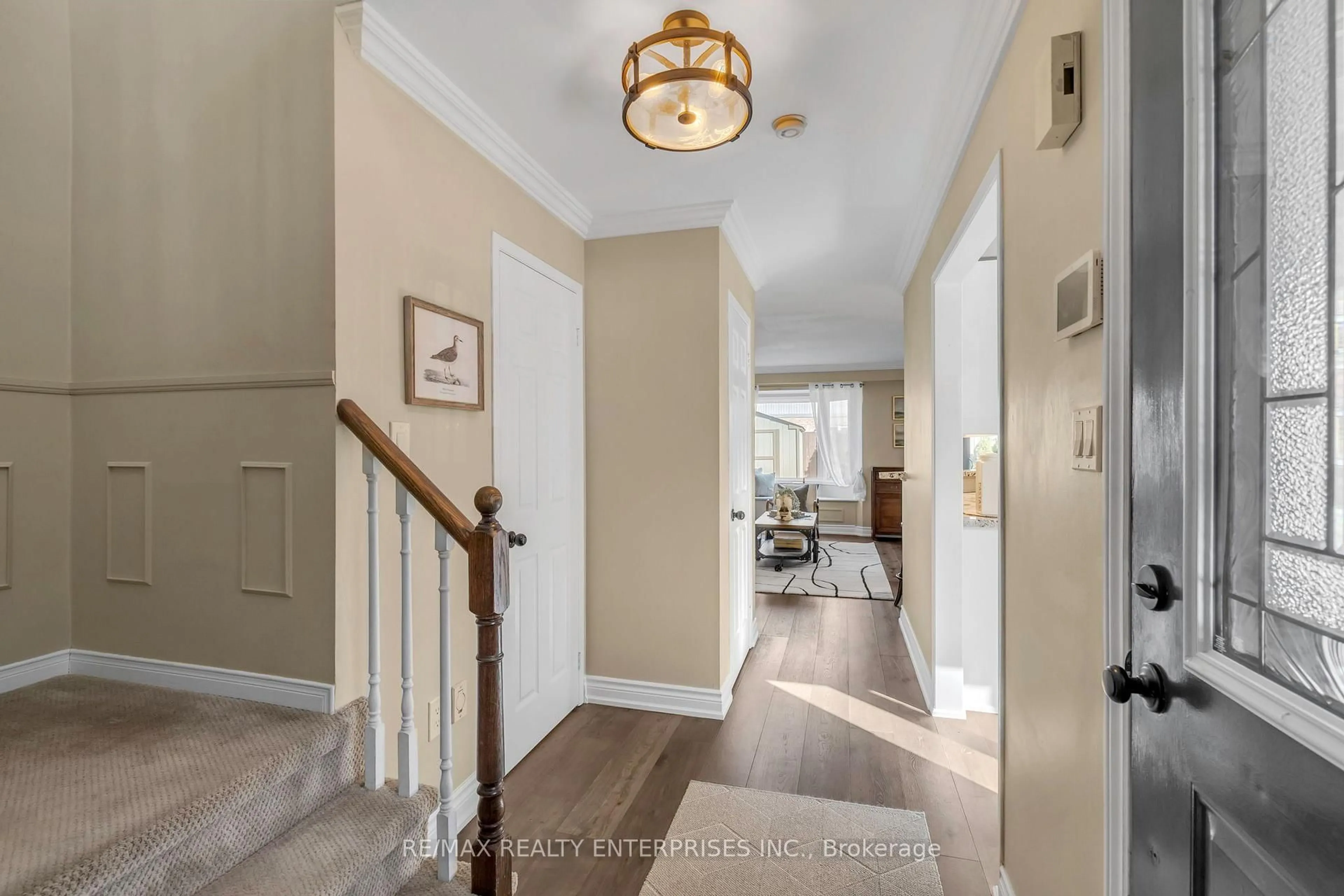 Indoor entryway for 2742 Galleon Cres, Mississauga Ontario L5M 5T8