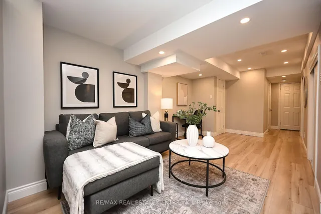 Primary image of 24 Sloan Dr