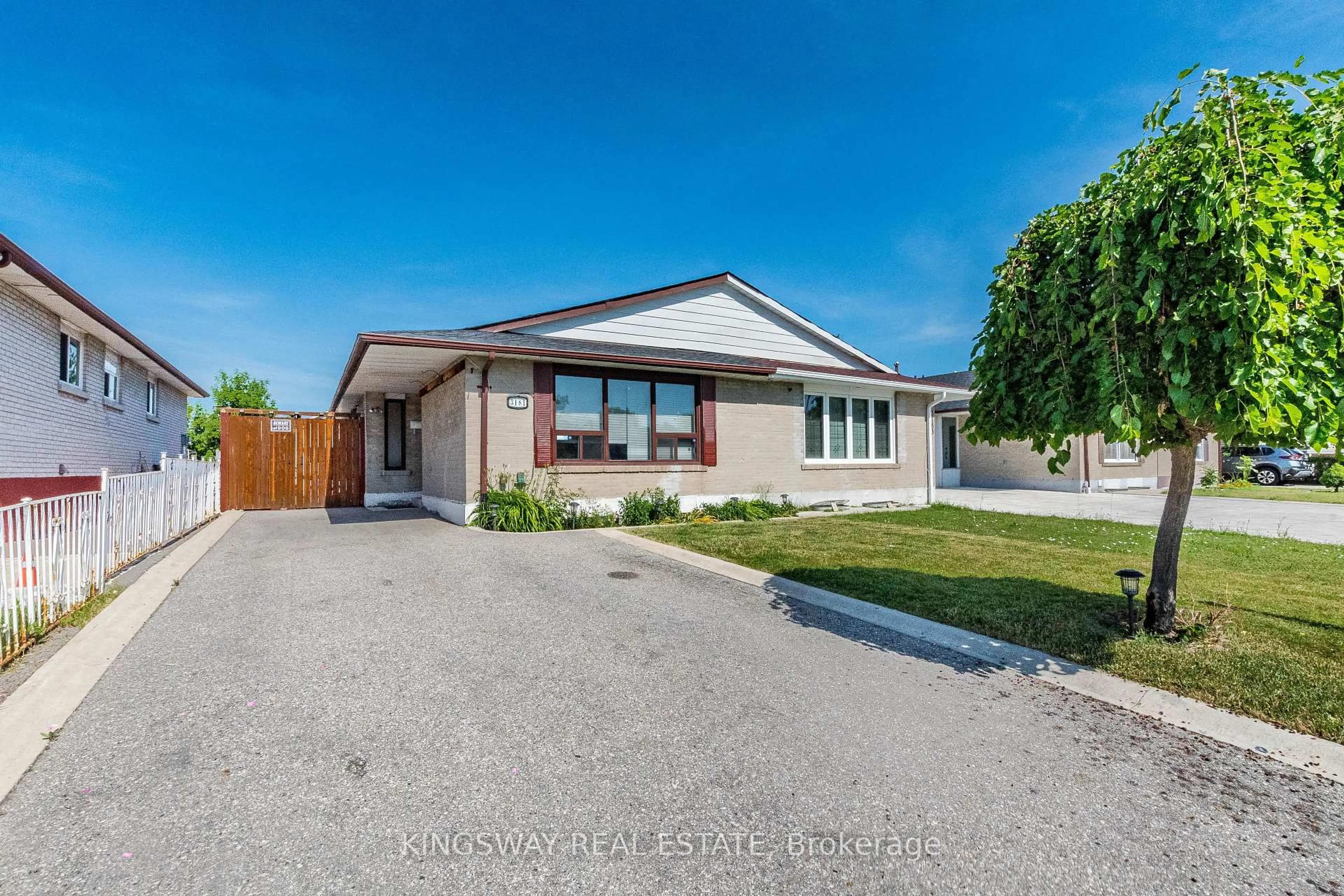Unknown for 3181 Morning Star Dr, Mississauga Ontario L4T 1X3