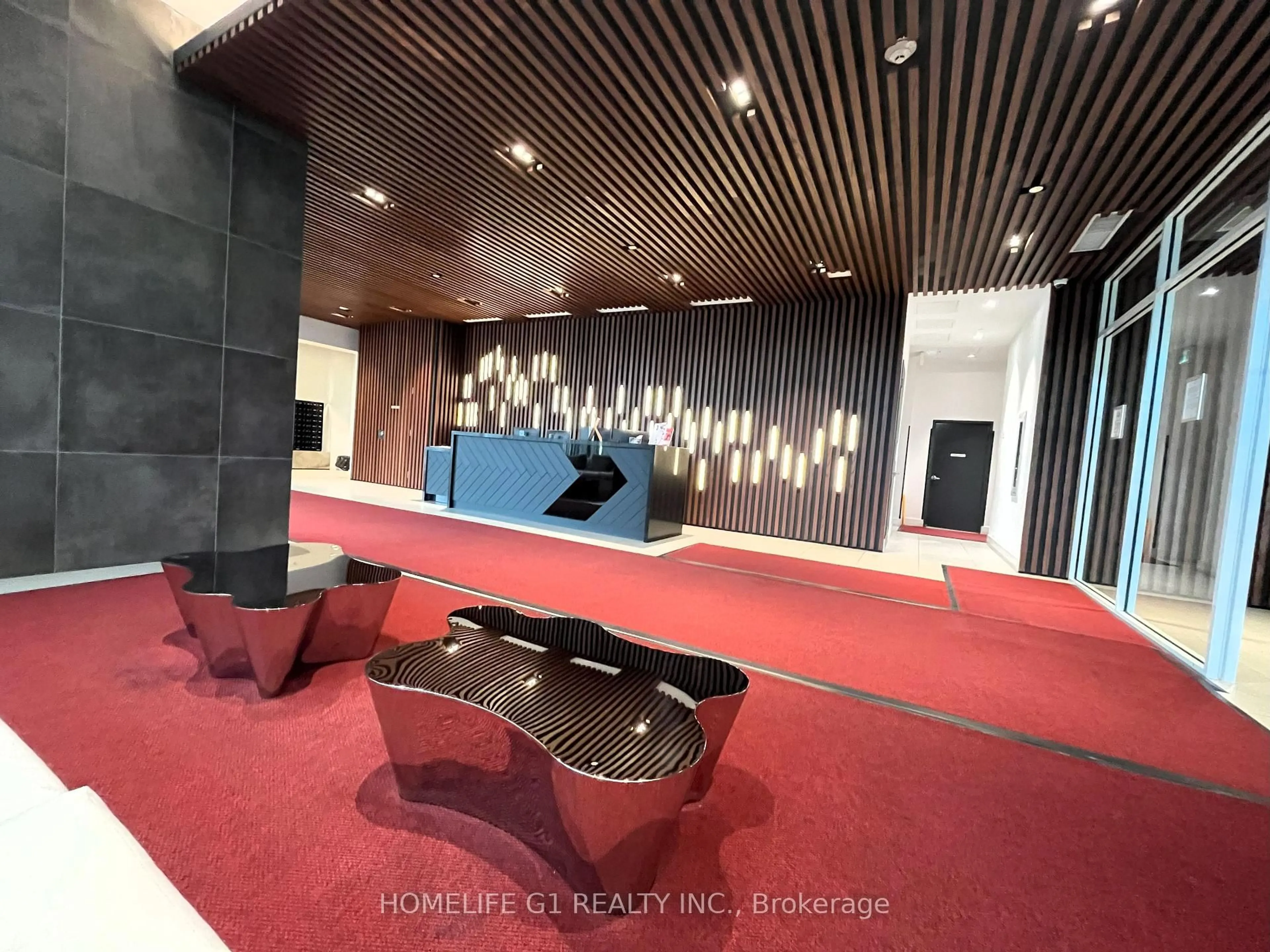 Lobby for 297 Oak Walk Dr #2501, Oakville Ontario L6H 3R6