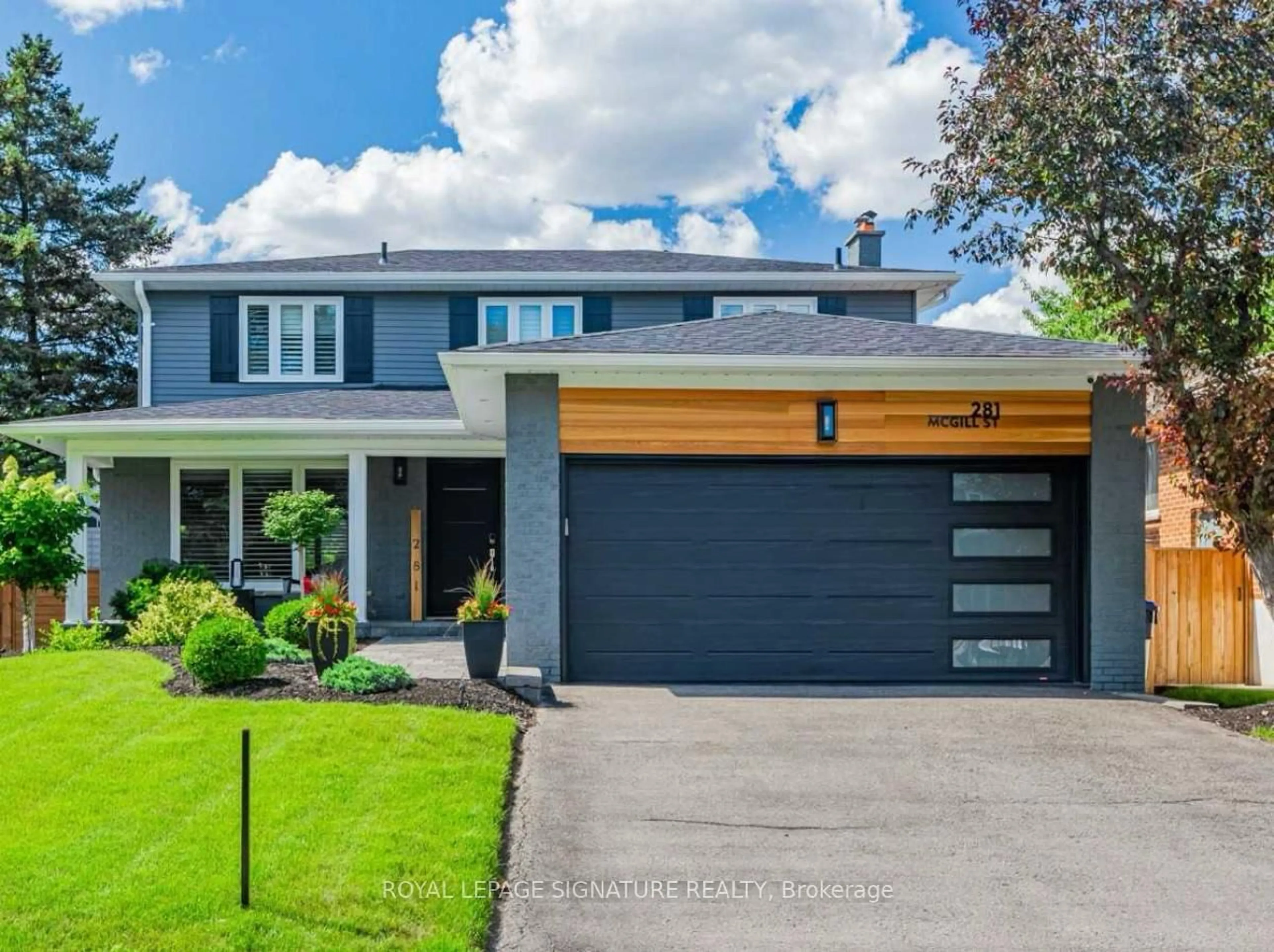 Home with brick exterior material, street for 281 Mcgill St, Mississauga Ontario L5A 1V3