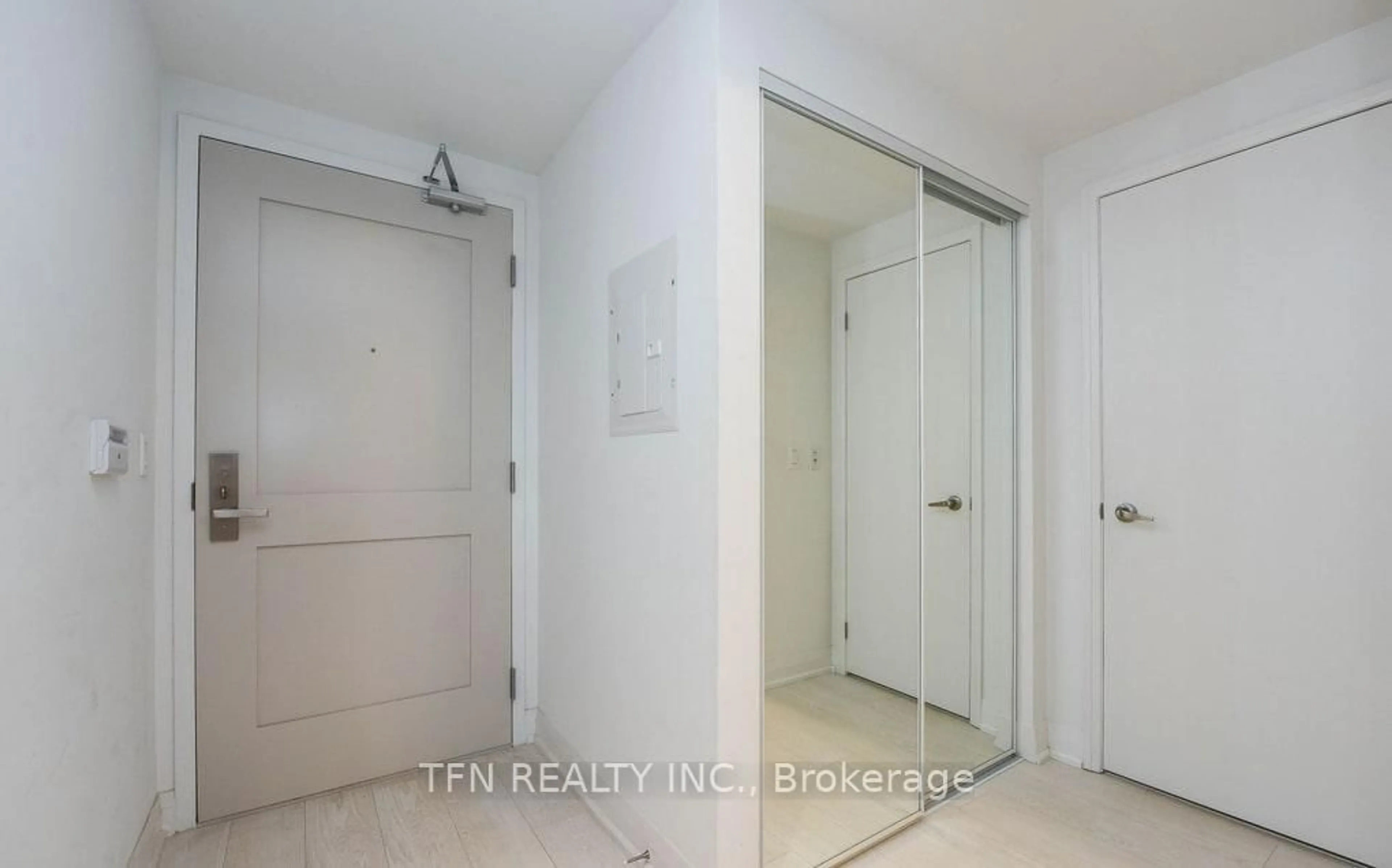 Unknown for 10 Gibbs Rd #613, Toronto Ontario M9B 6L6