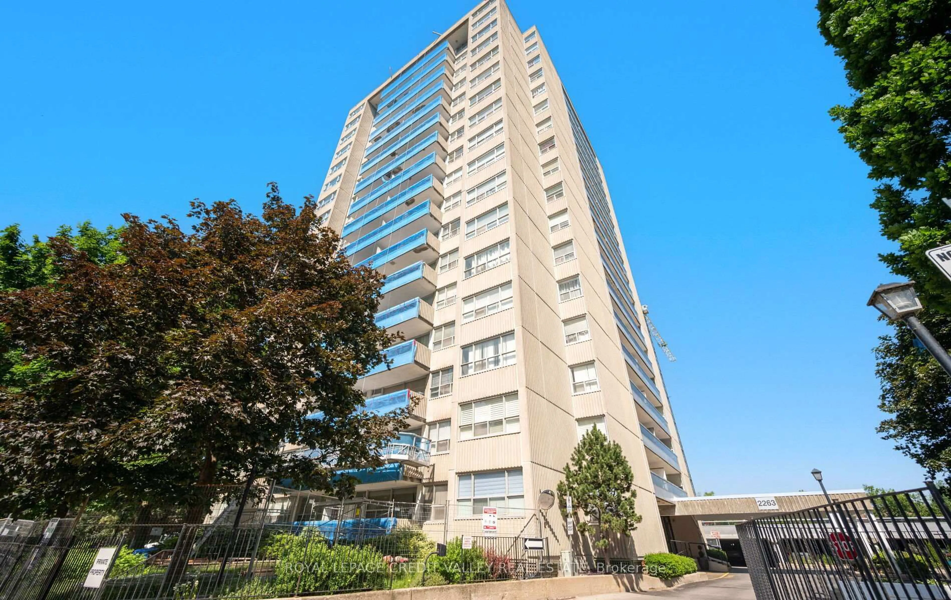 Unknown for 2263 Marine Dr #601, Oakville Ontario L6L 5K1