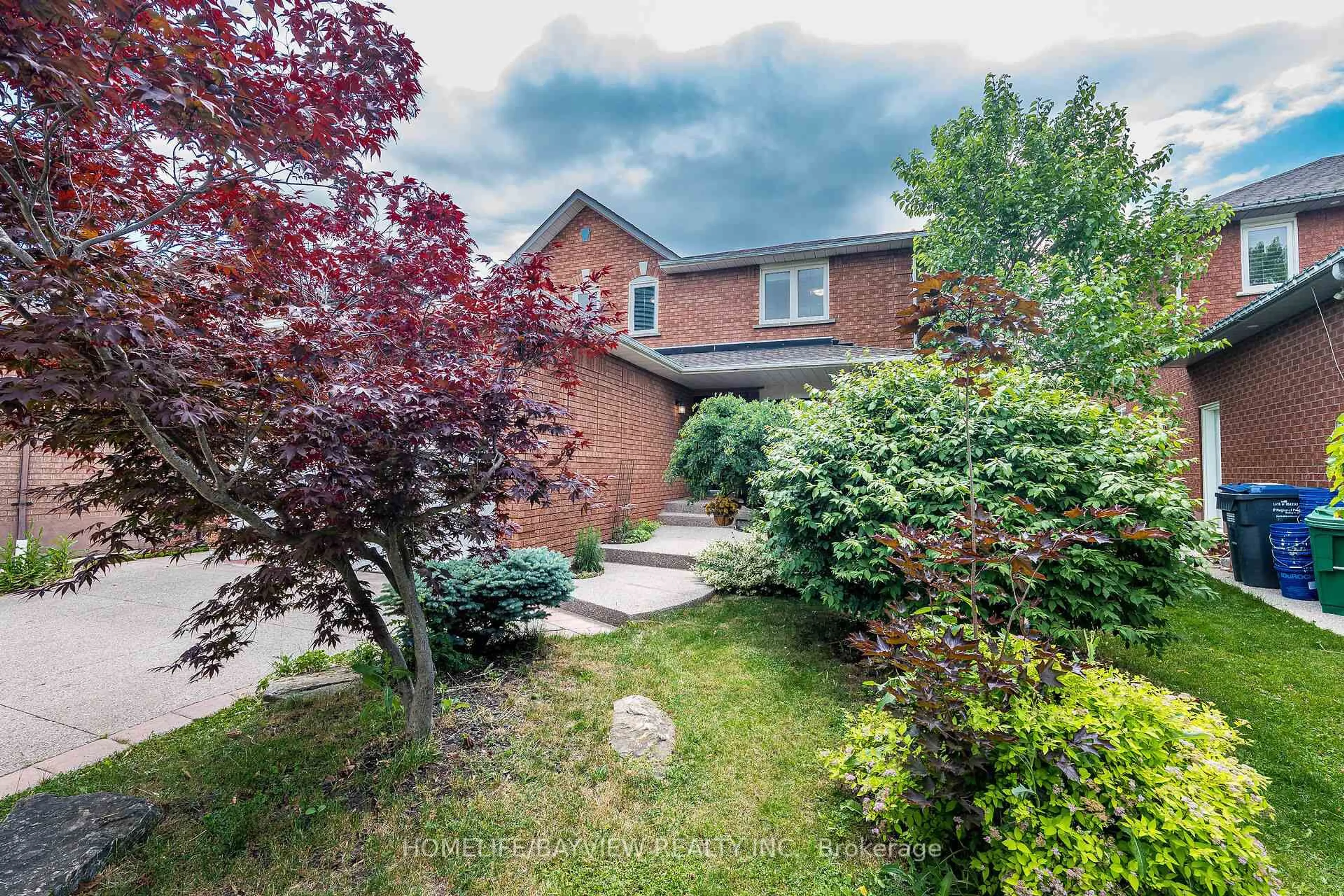 Unknown for 462 Malaga Rd, Mississauga Ontario L5B 3W2