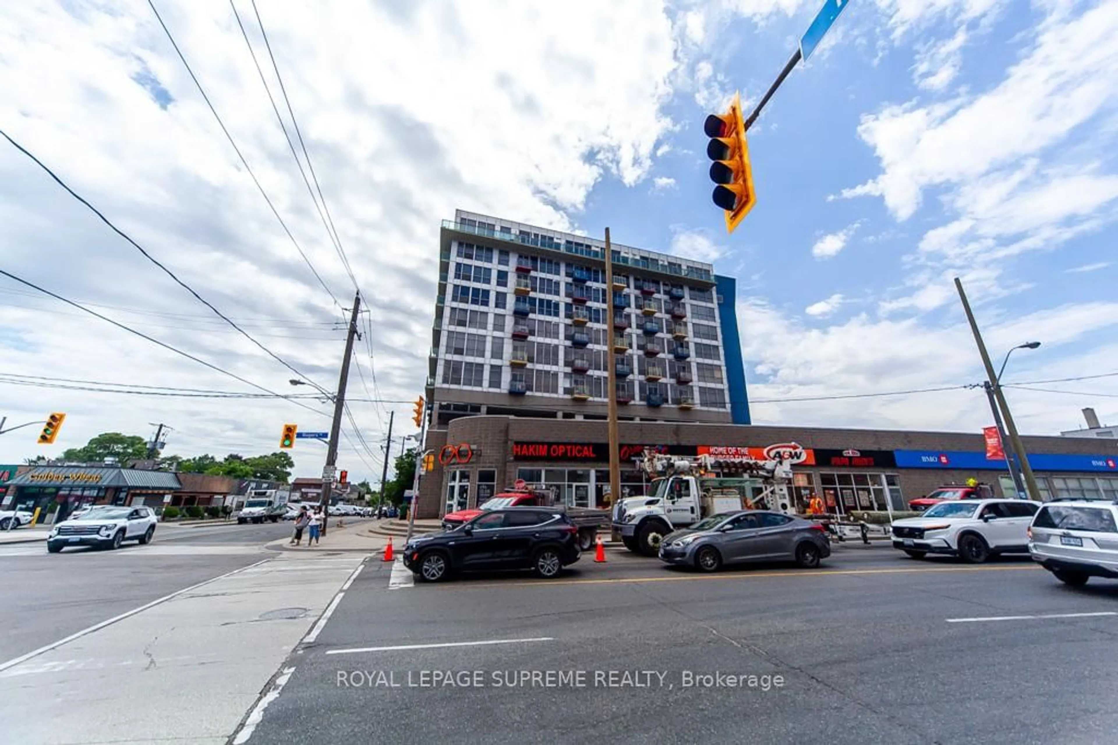 Unknown for 1600 Keele St #202, Toronto Ontario M6N 5J1
