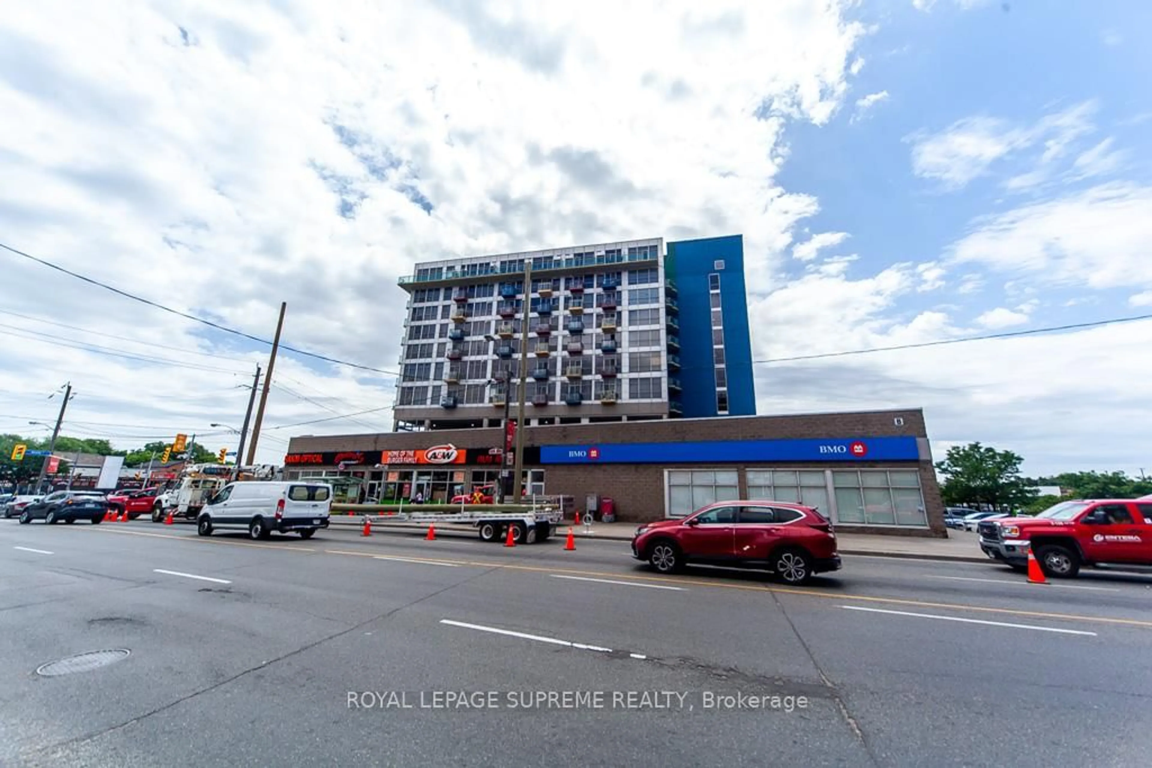Unknown for 1600 Keele St #202, Toronto Ontario M6N 5J1