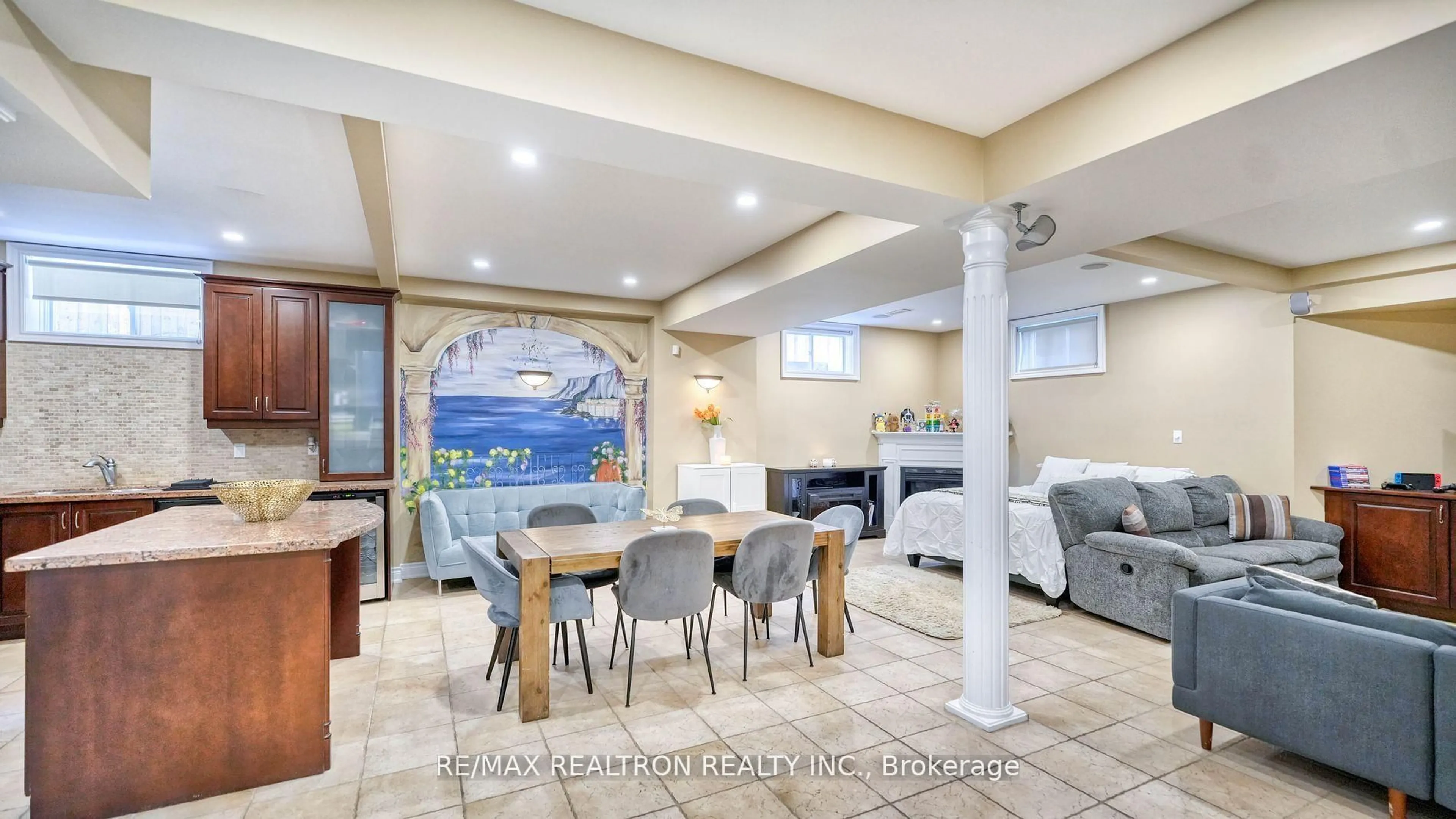 Dining room, ceramic/tile floor for 13 Bourdon Ave, Toronto Ontario M6L 2Y7