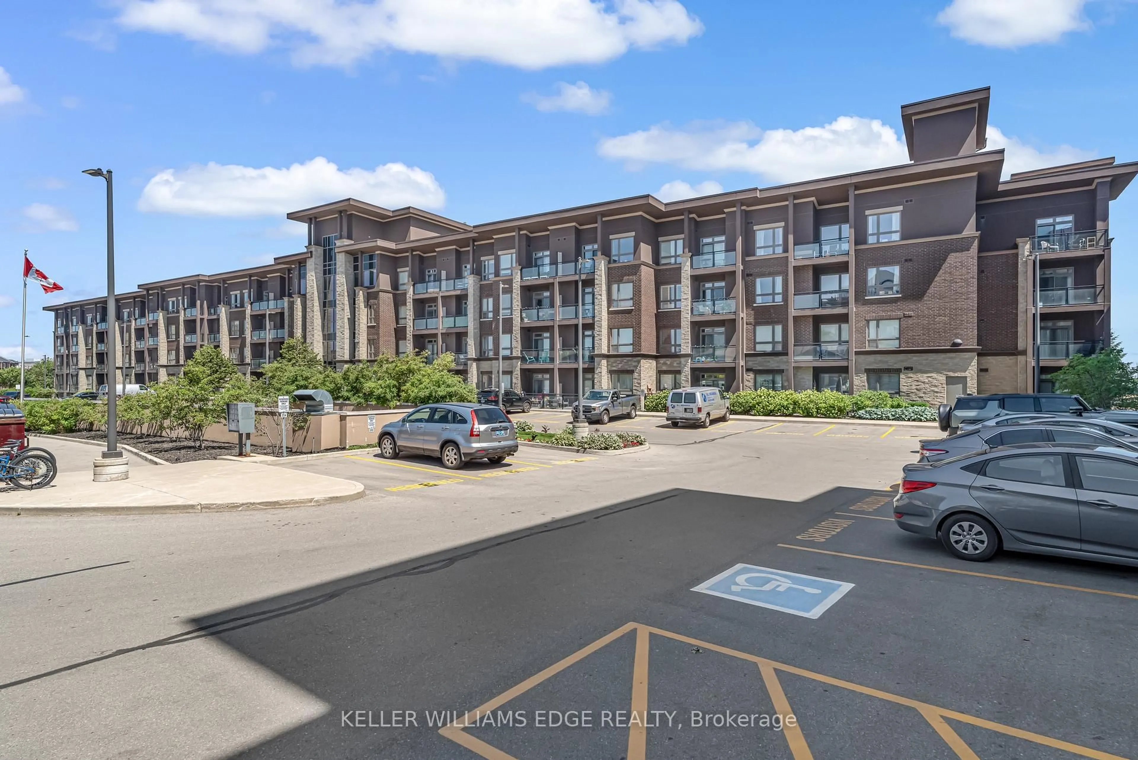 A pic from outside/outdoor area/front of a property/back of a property/a pic from drone, unknown for 5010 Corporate Dr #413, Burlington Ontario L7L 0H6