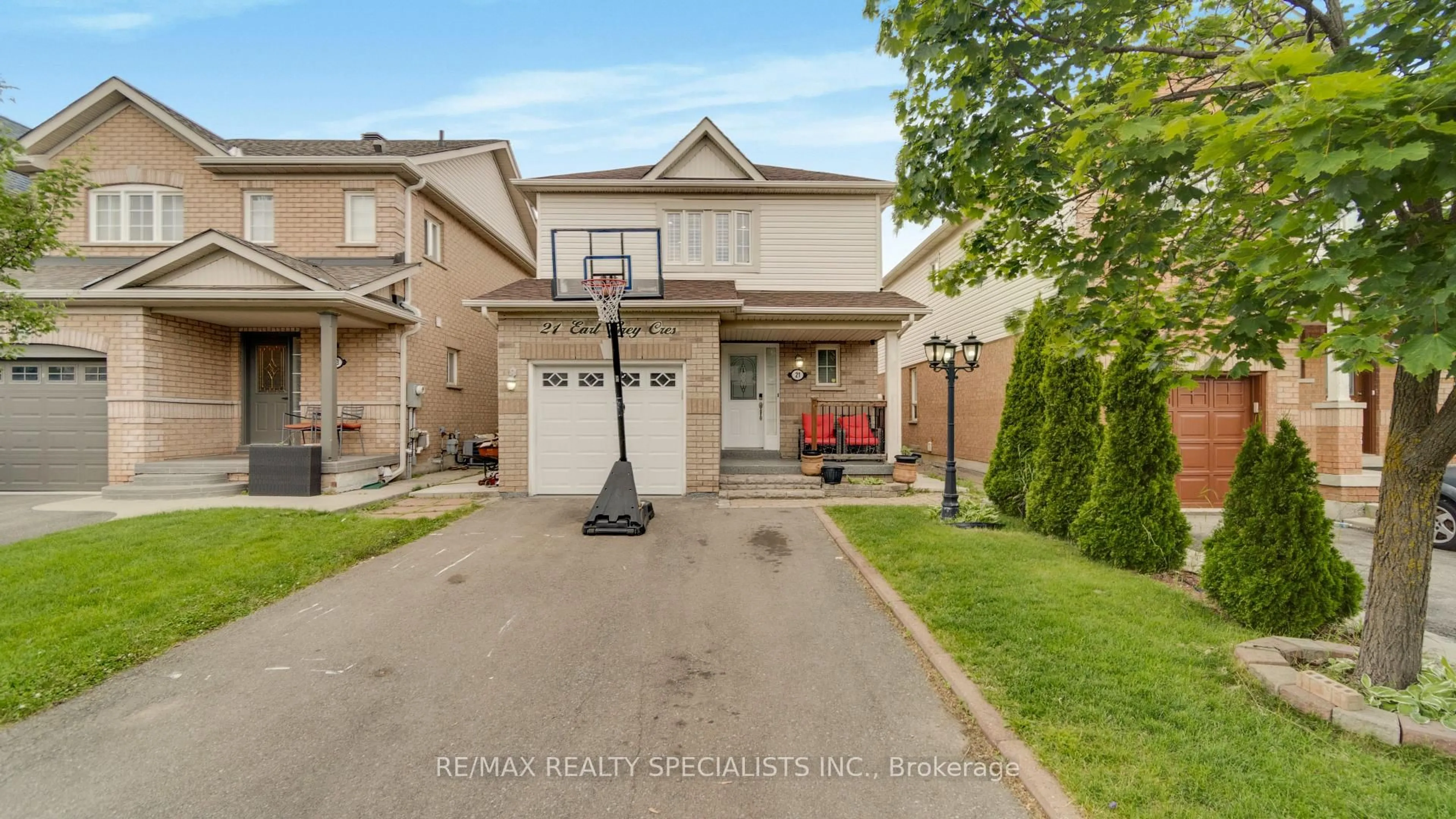 Unknown for 21 EARL  GREY Cres, Brampton Ontario L7A 2L3