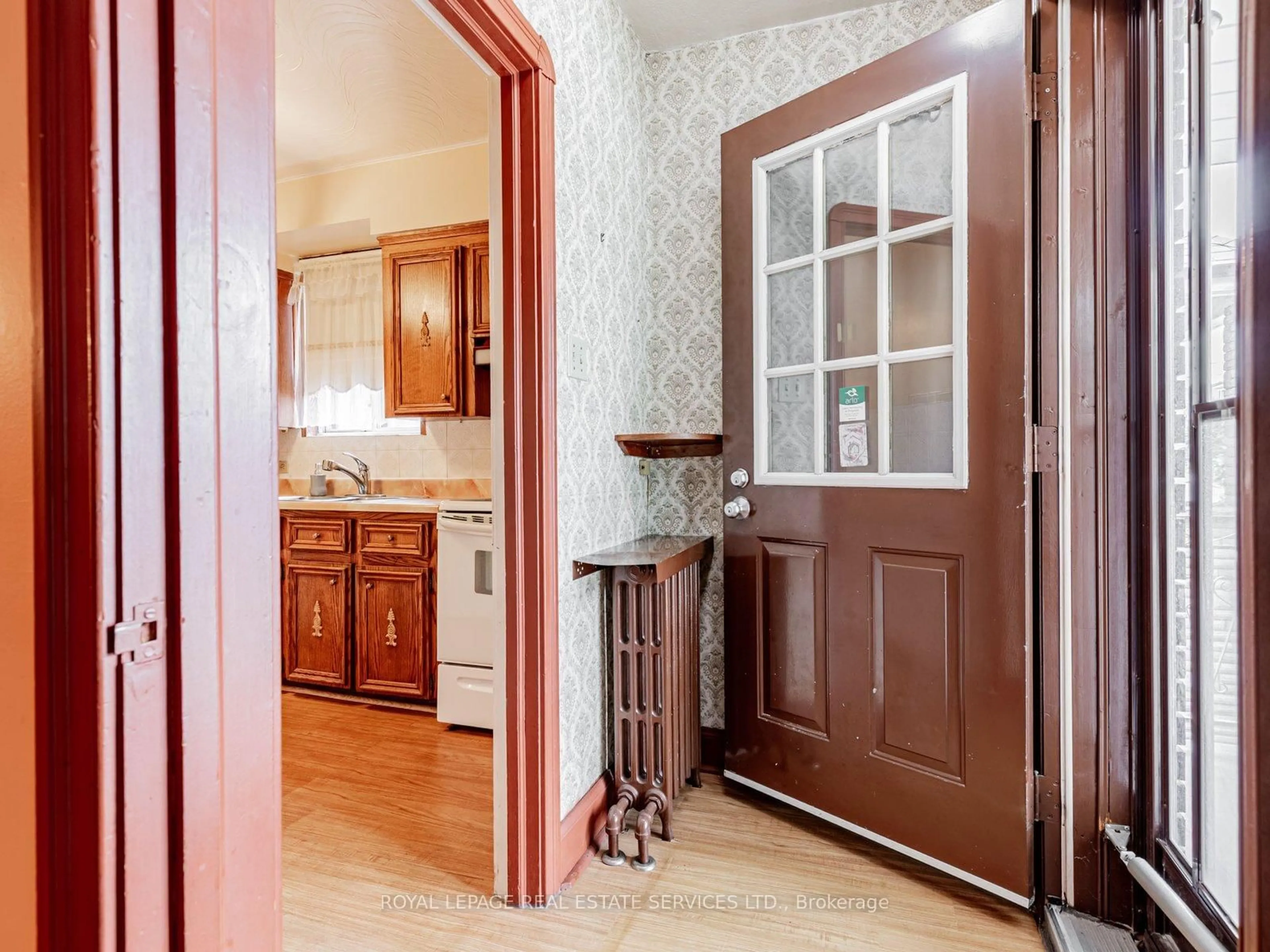 Indoor entryway for 369 Whitmore Ave, Toronto Ontario M6E 2N5