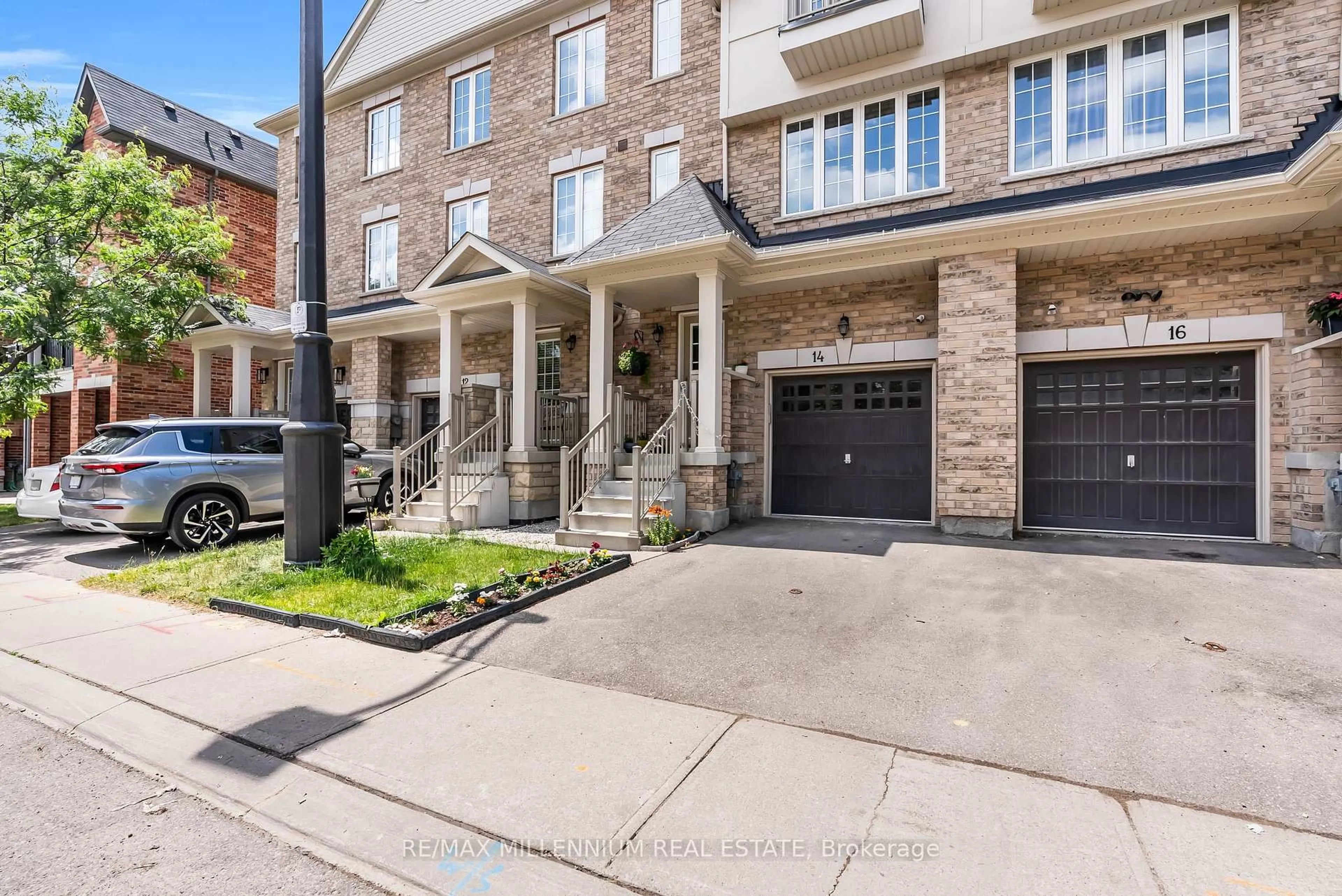 Home with brick exterior material, street for 14 Kayak Hts, Brampton Ontario L6Z 0H8