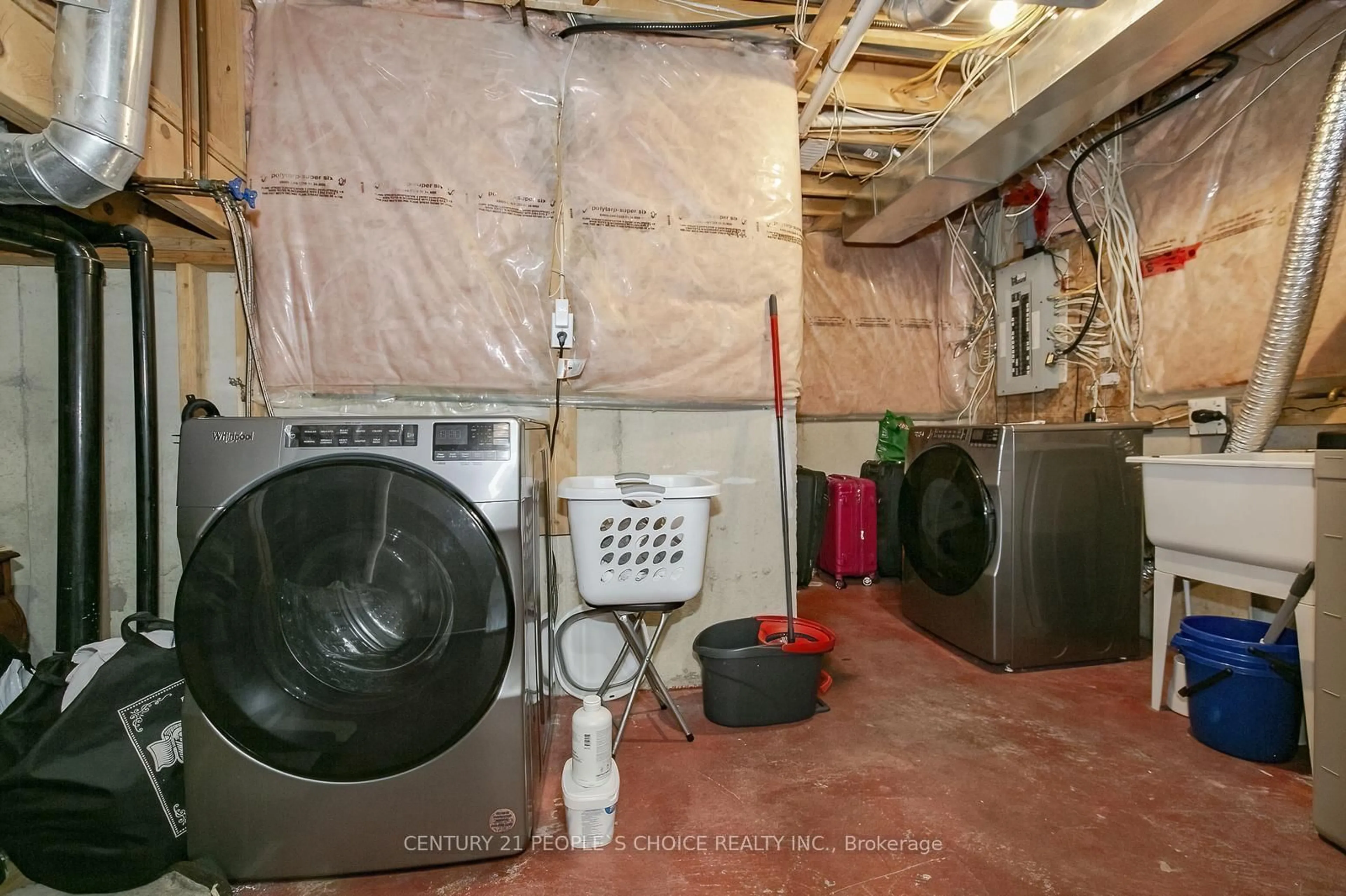 Laundry room for 47 Garibaldi Dr, Brampton Ontario L6X 4Z2