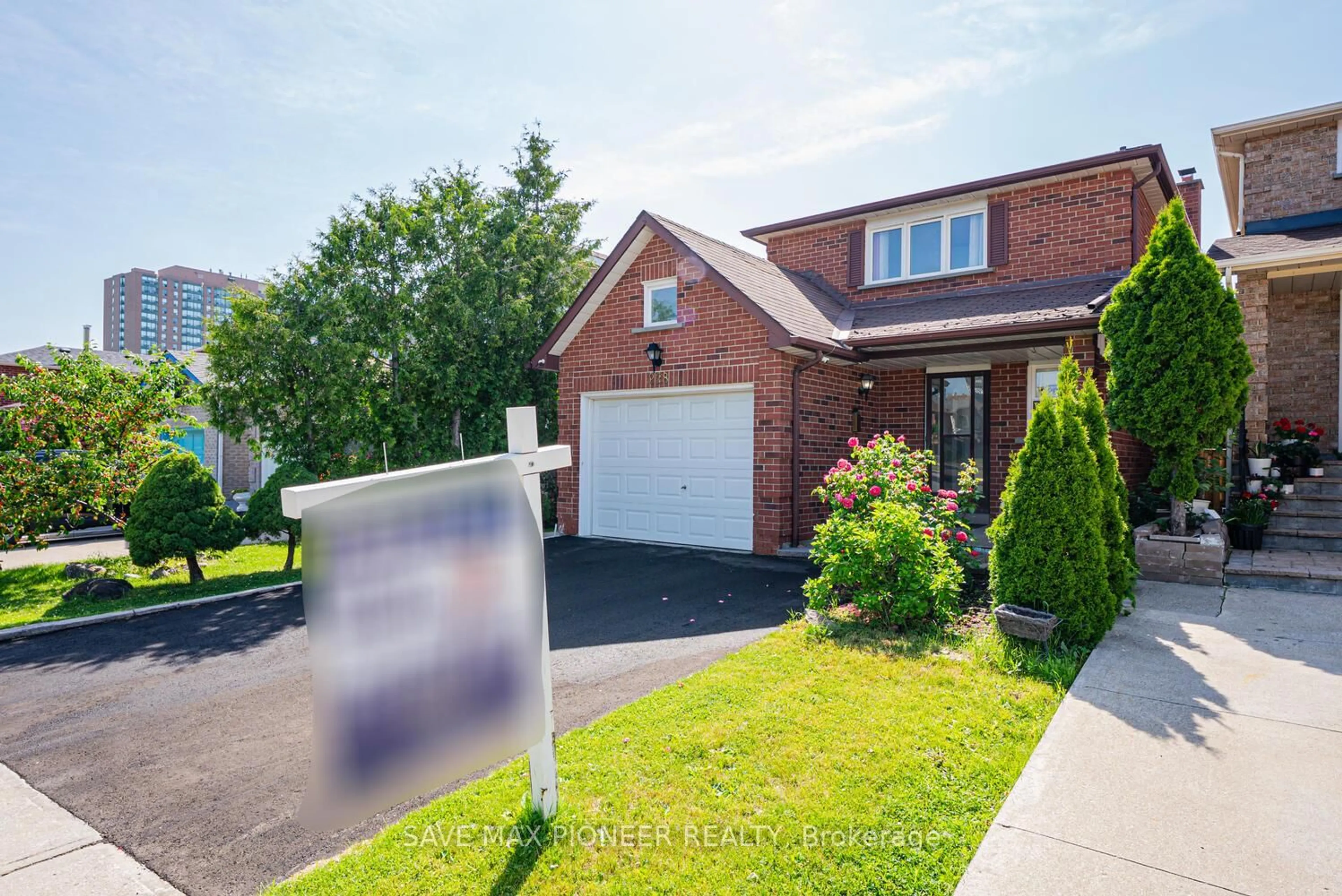 Home with brick exterior material, street for 228 Lech Walesa Dr, Mississauga Ontario L5B 3H6