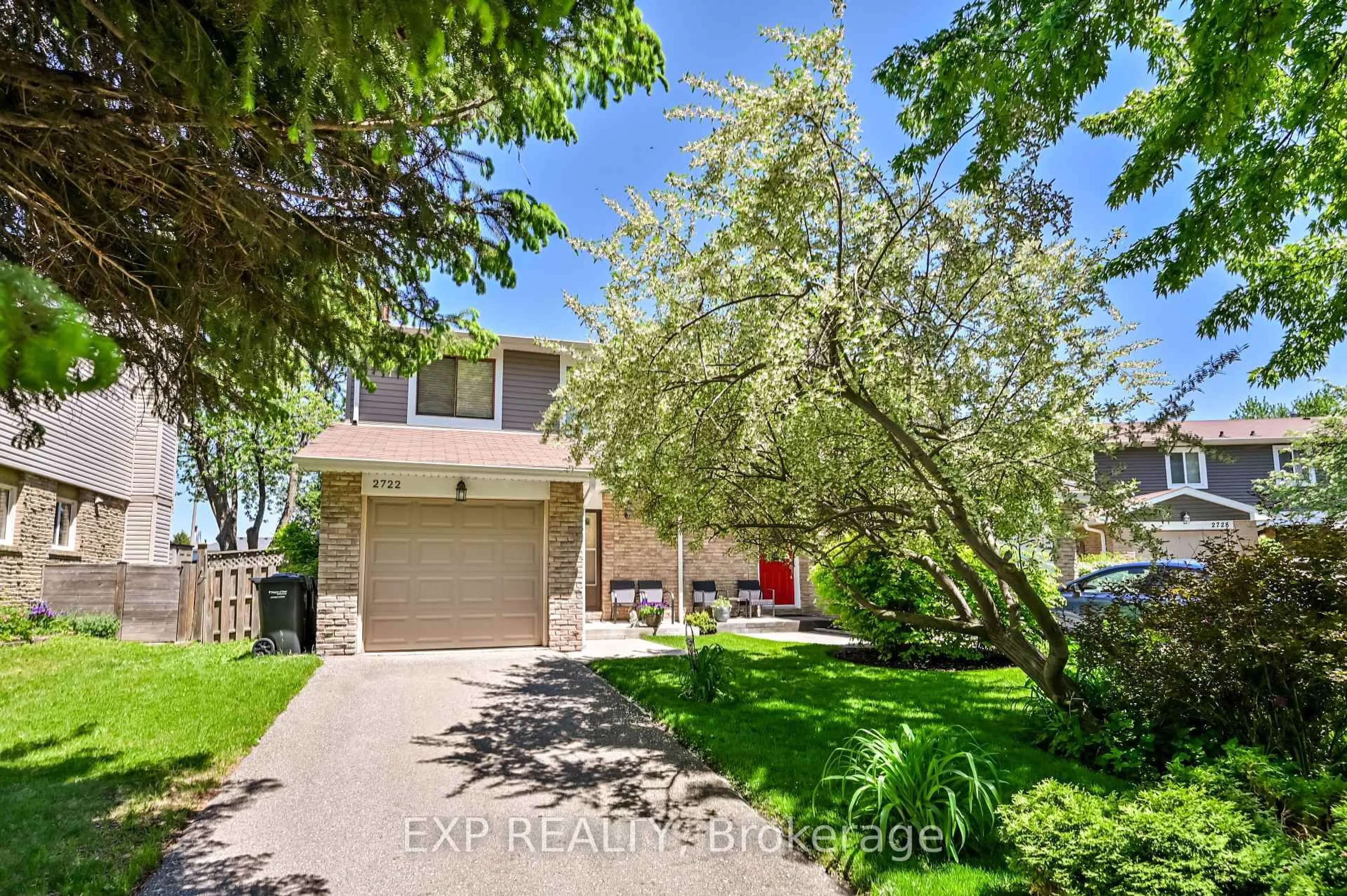 Unknown for 2722 Andorra Circ, Mississauga Ontario L5N 2H9