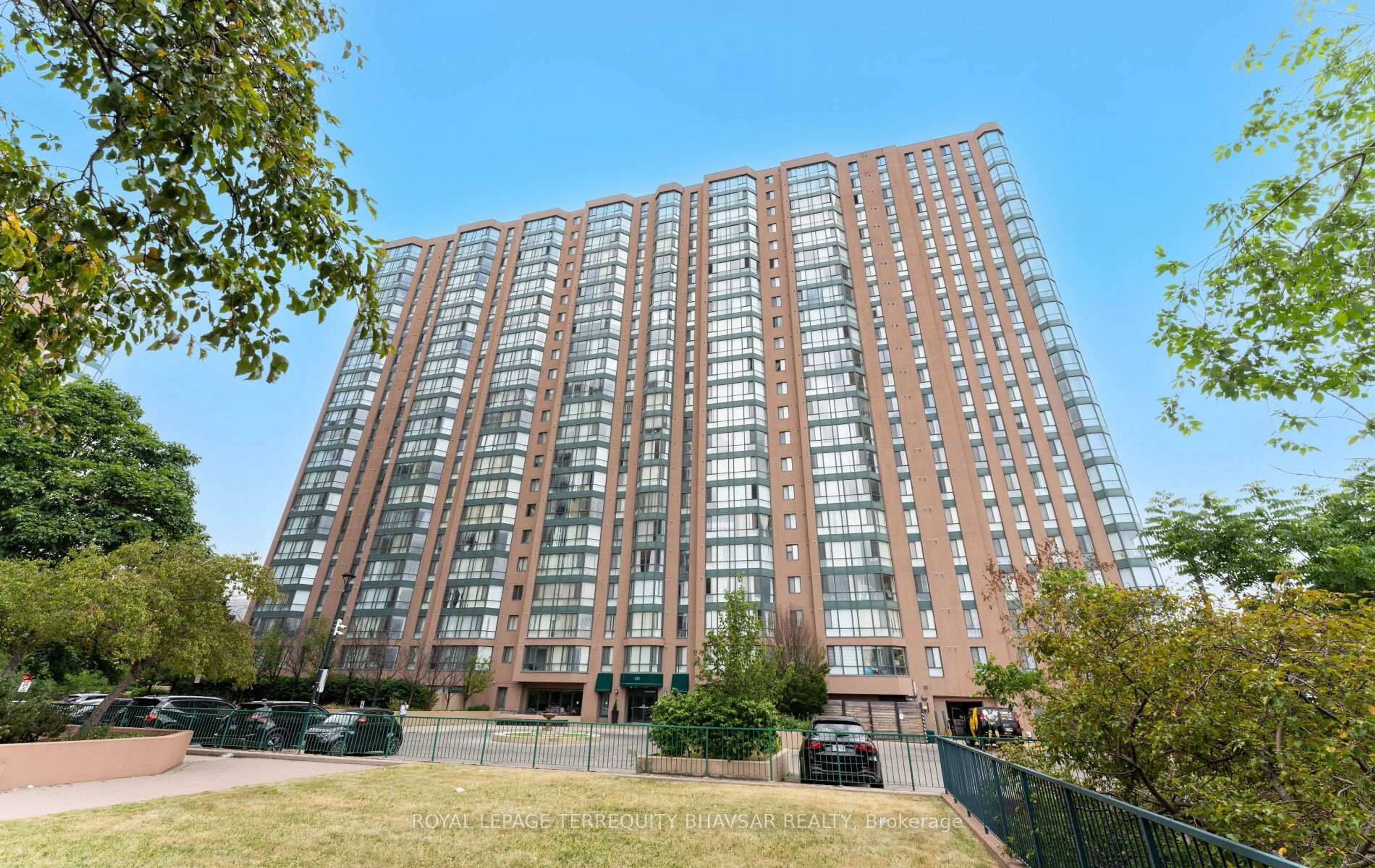 Unknown for 145 Hillcrest Ave #1914, Mississauga Ontario L5B 3Z1