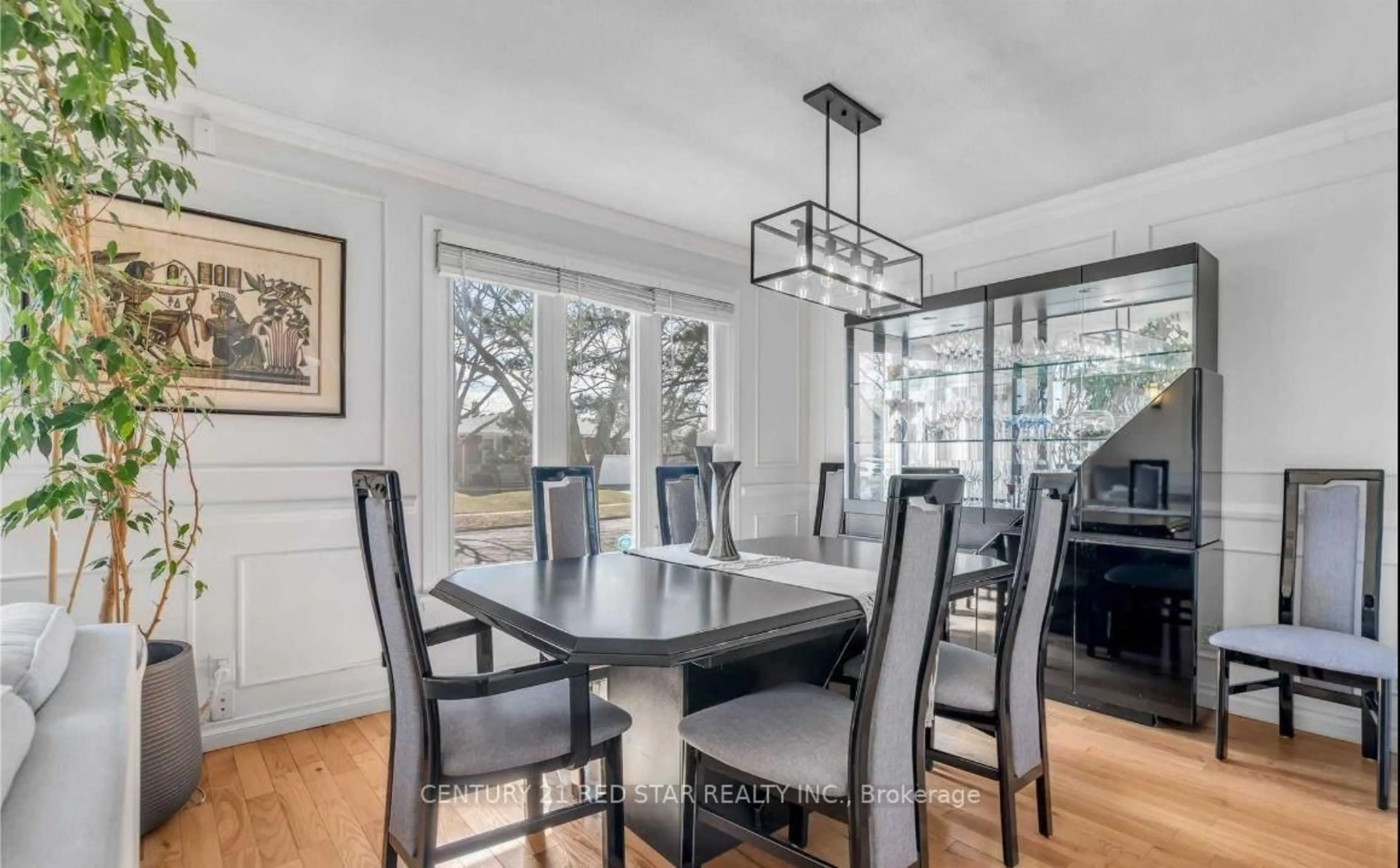 Dining room, unknown for 1741 Pickmere Crt, Mississauga Ontario L4X 1Z3