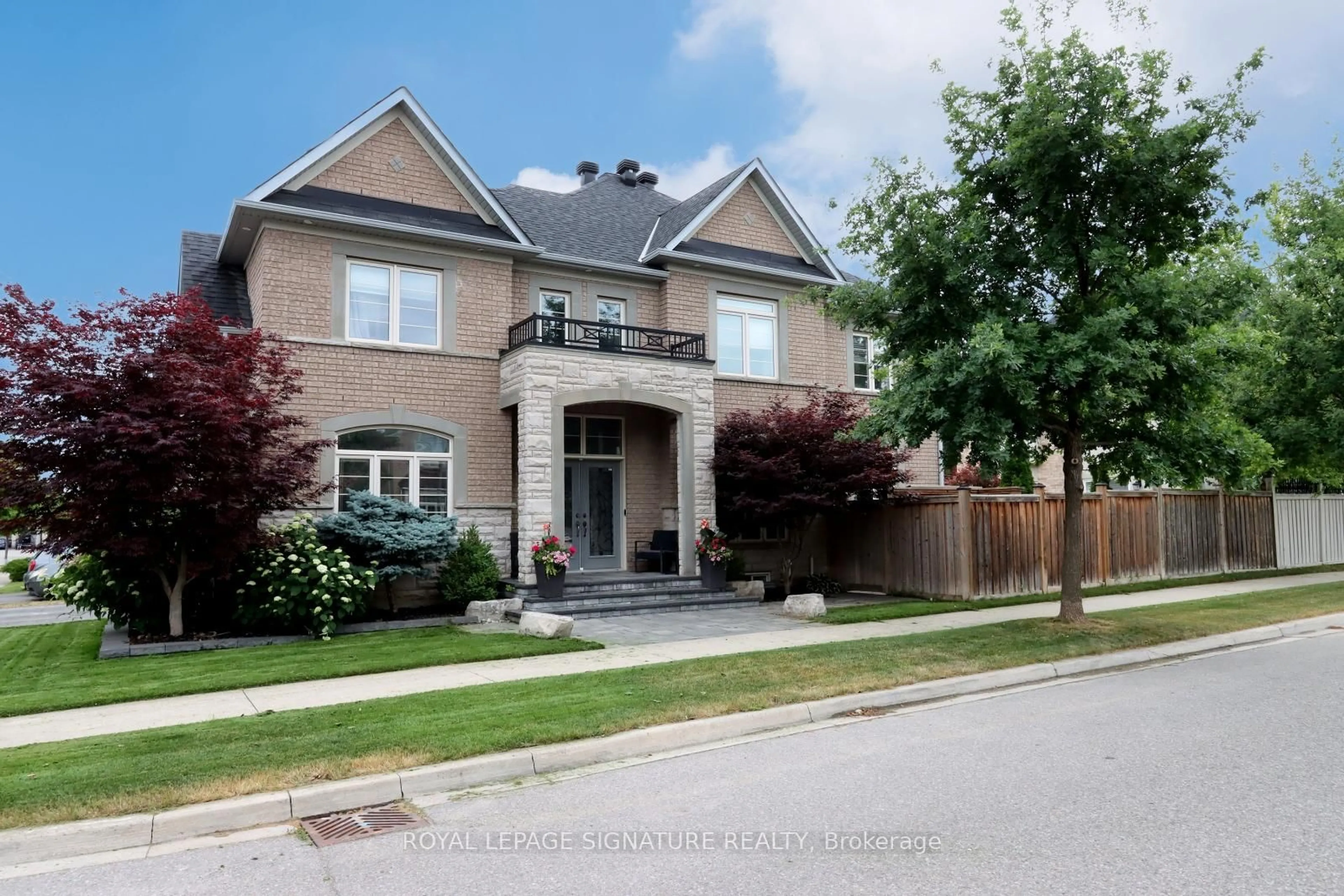 Home with brick exterior material, street for 3200 Cotter Rd, Burlington Ontario L7M 0N4