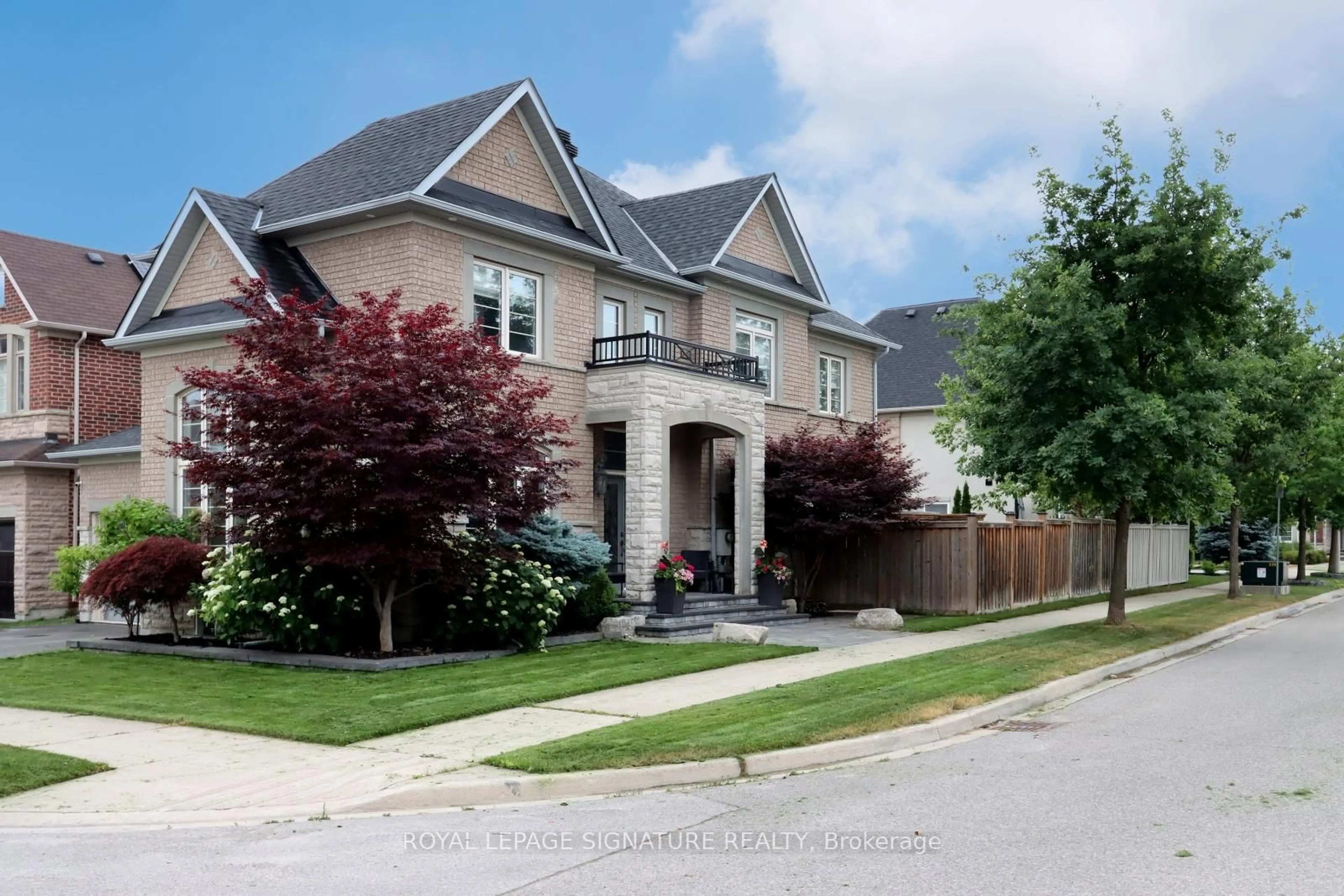 Home with brick exterior material, street for 3200 Cotter Rd, Burlington Ontario L7M 0N4