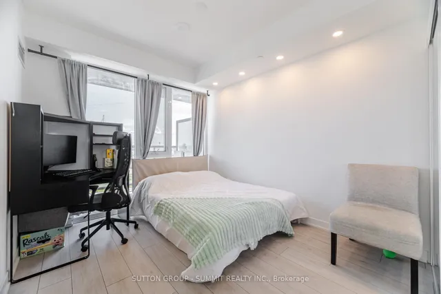 Additional image 6 of 3200 DAKOTA COMMON Unit #B-811
