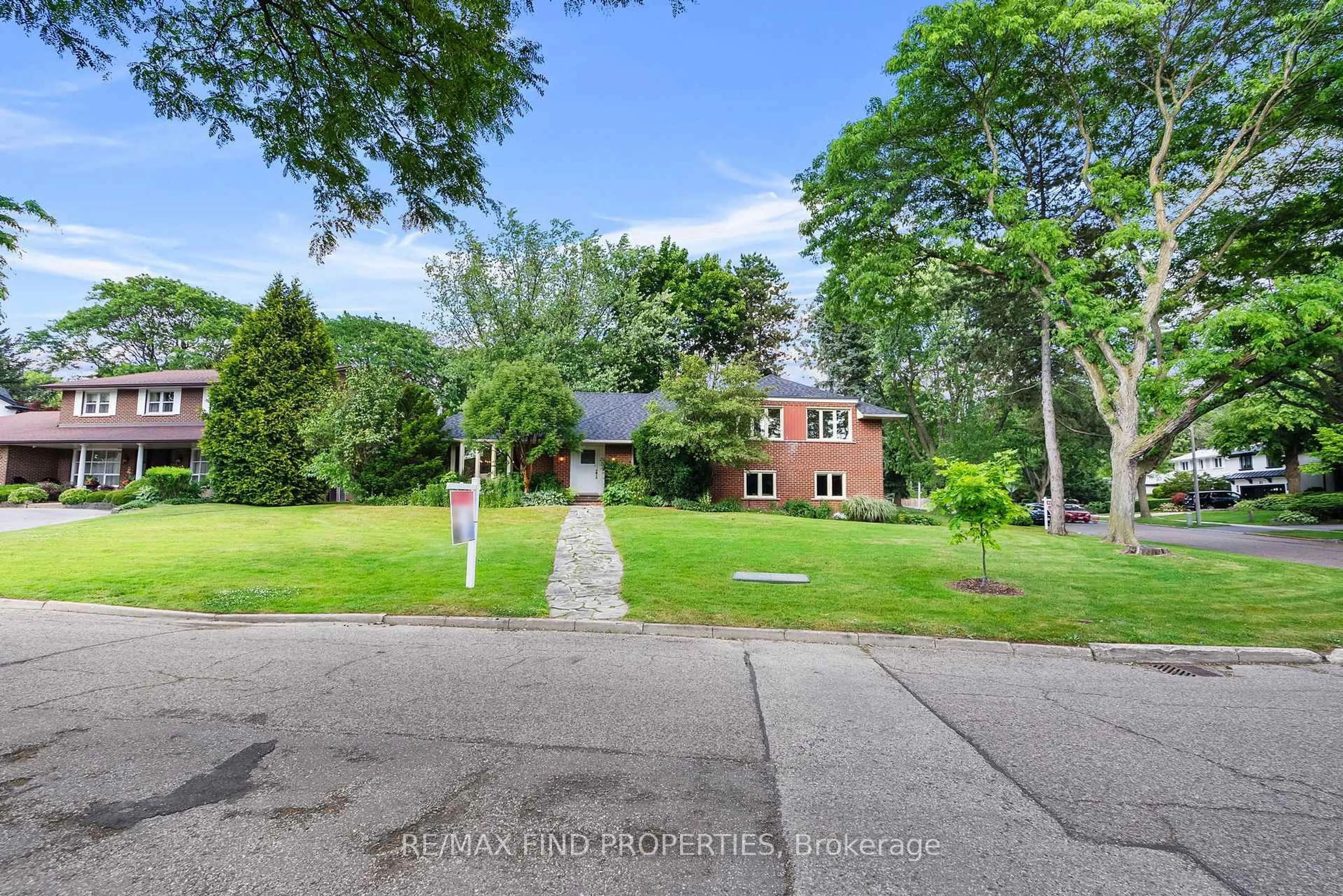 A pic from outside/outdoor area/front of a property/back of a property/a pic from drone, street for 56 Edenvale Cres, Toronto Ontario M9A 4A6