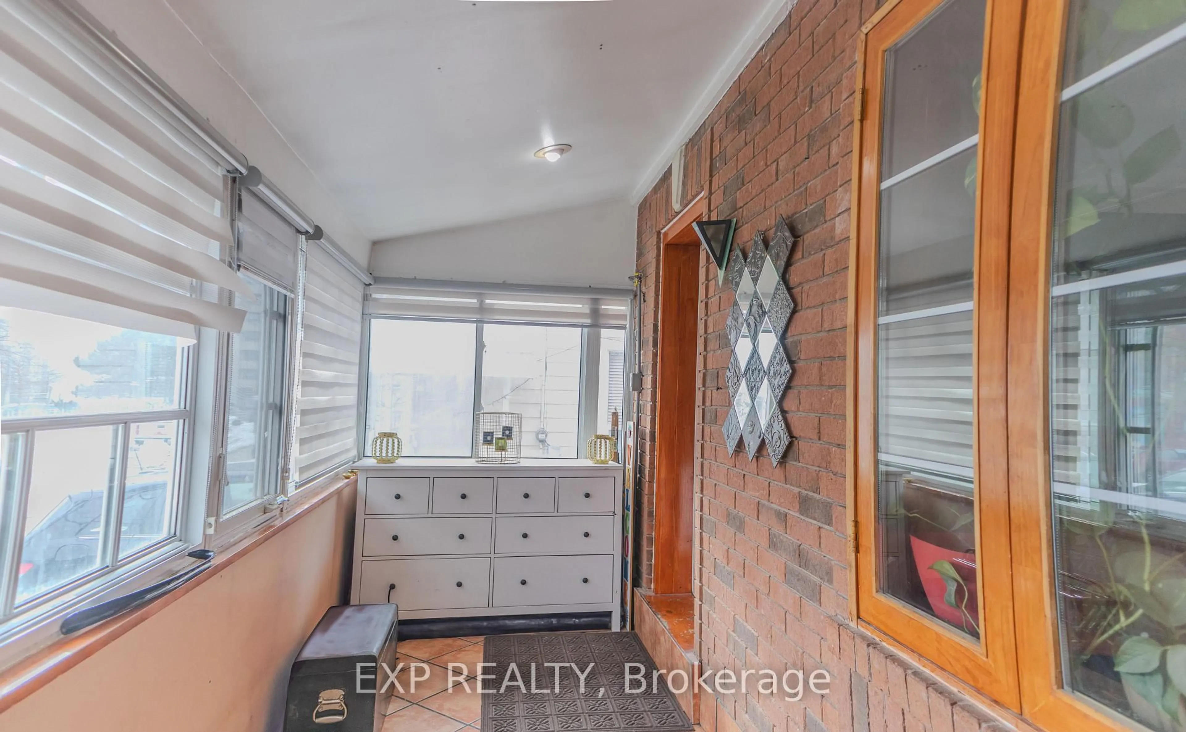 Unknown for 24 Goldwin Ave, Toronto Ontario M6M 2C4